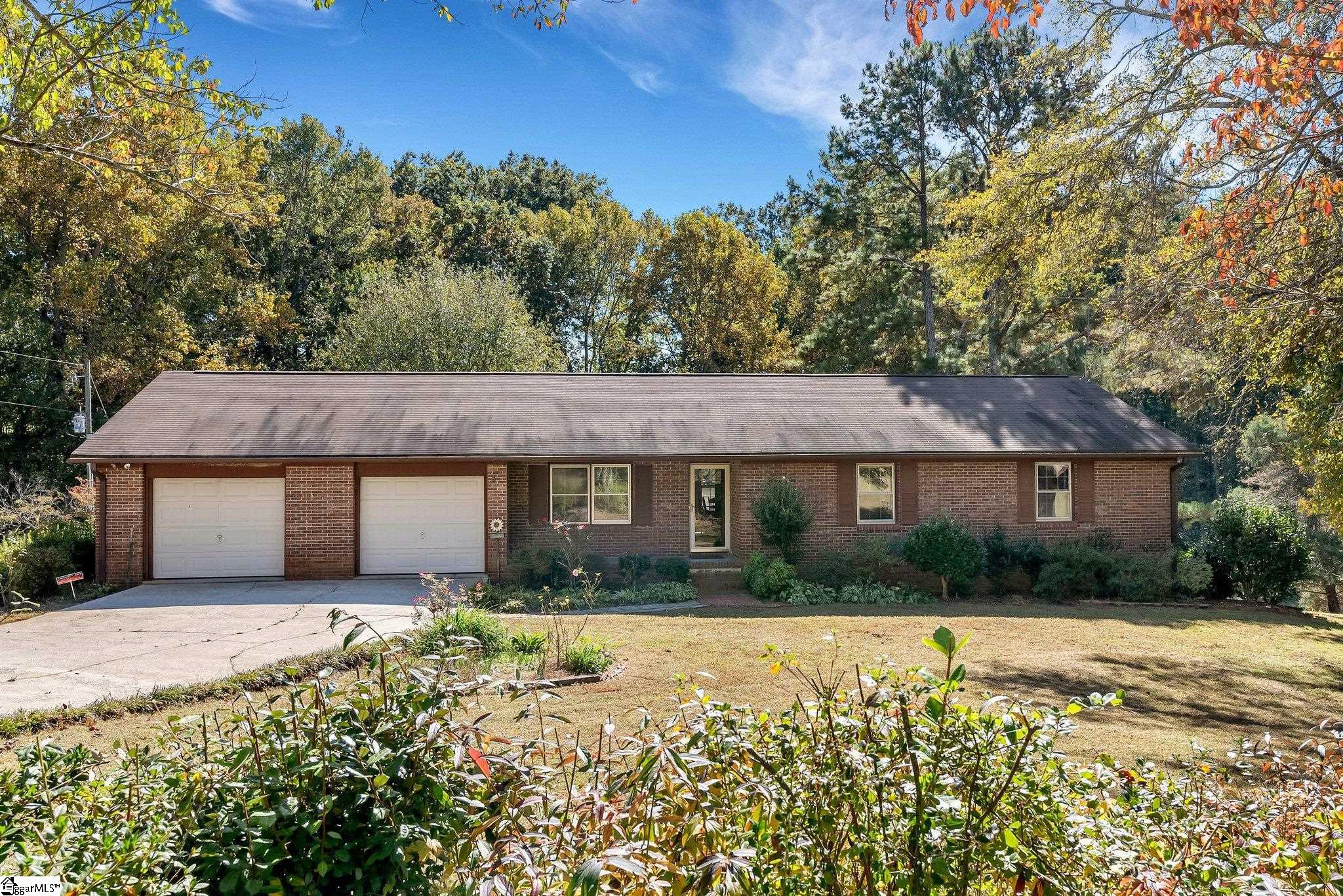 135 Campbell Bridge Road, Seneca SC 29678