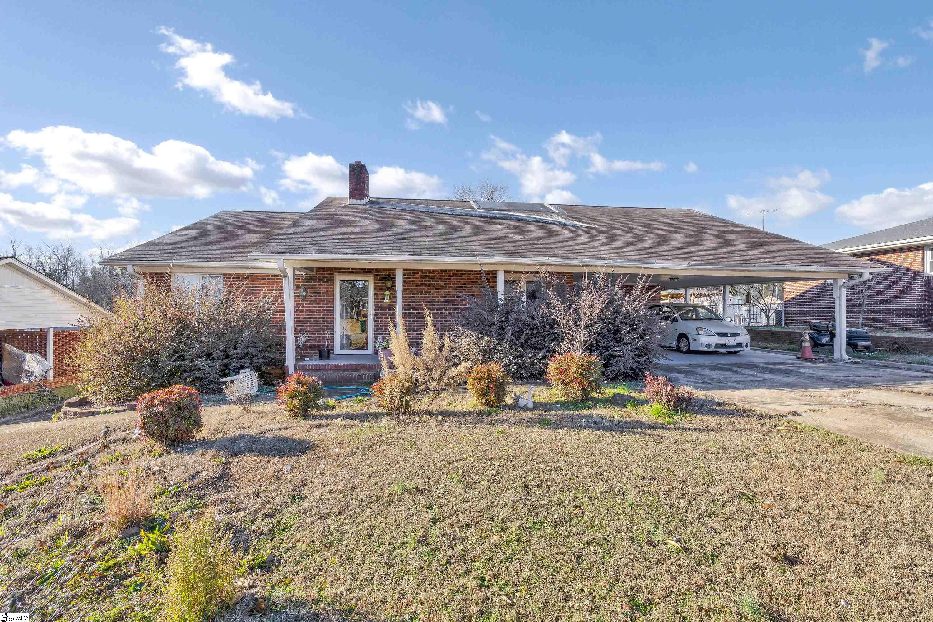 412 Midway Road, Spartanburg SC 29303