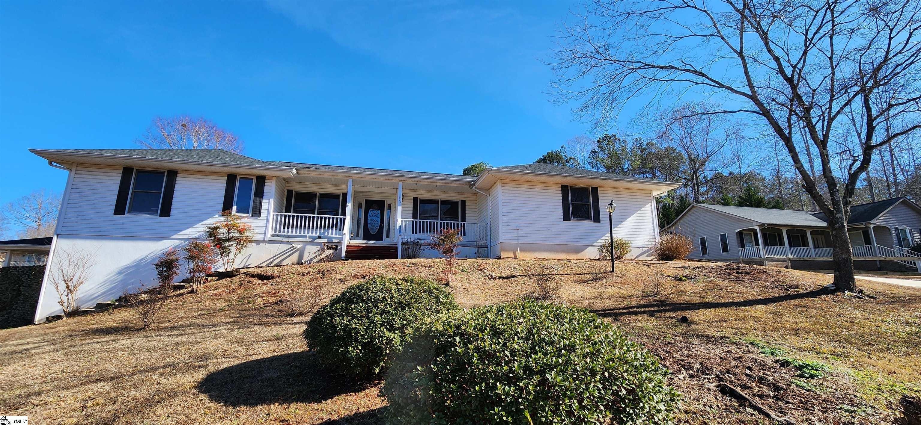 317 Shorecrest Drive, Seneca SC 29672