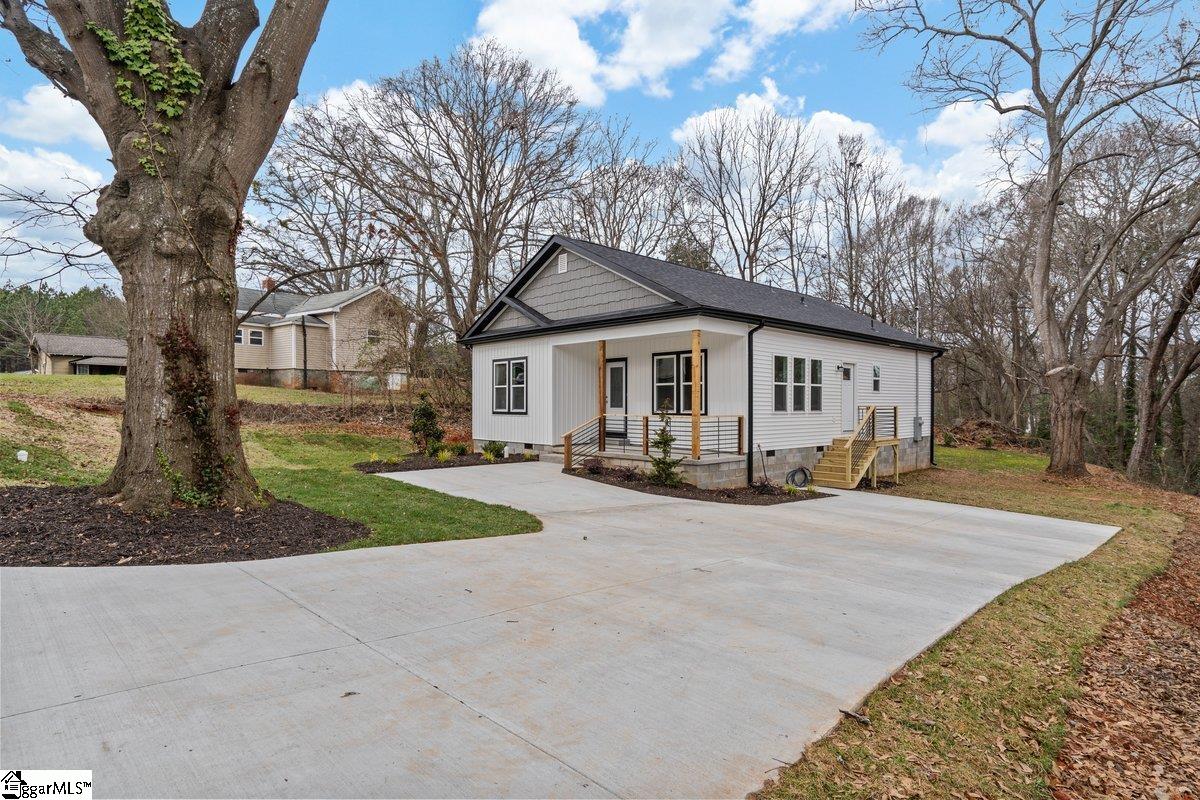 405 Graham Street, Easley SC 29640