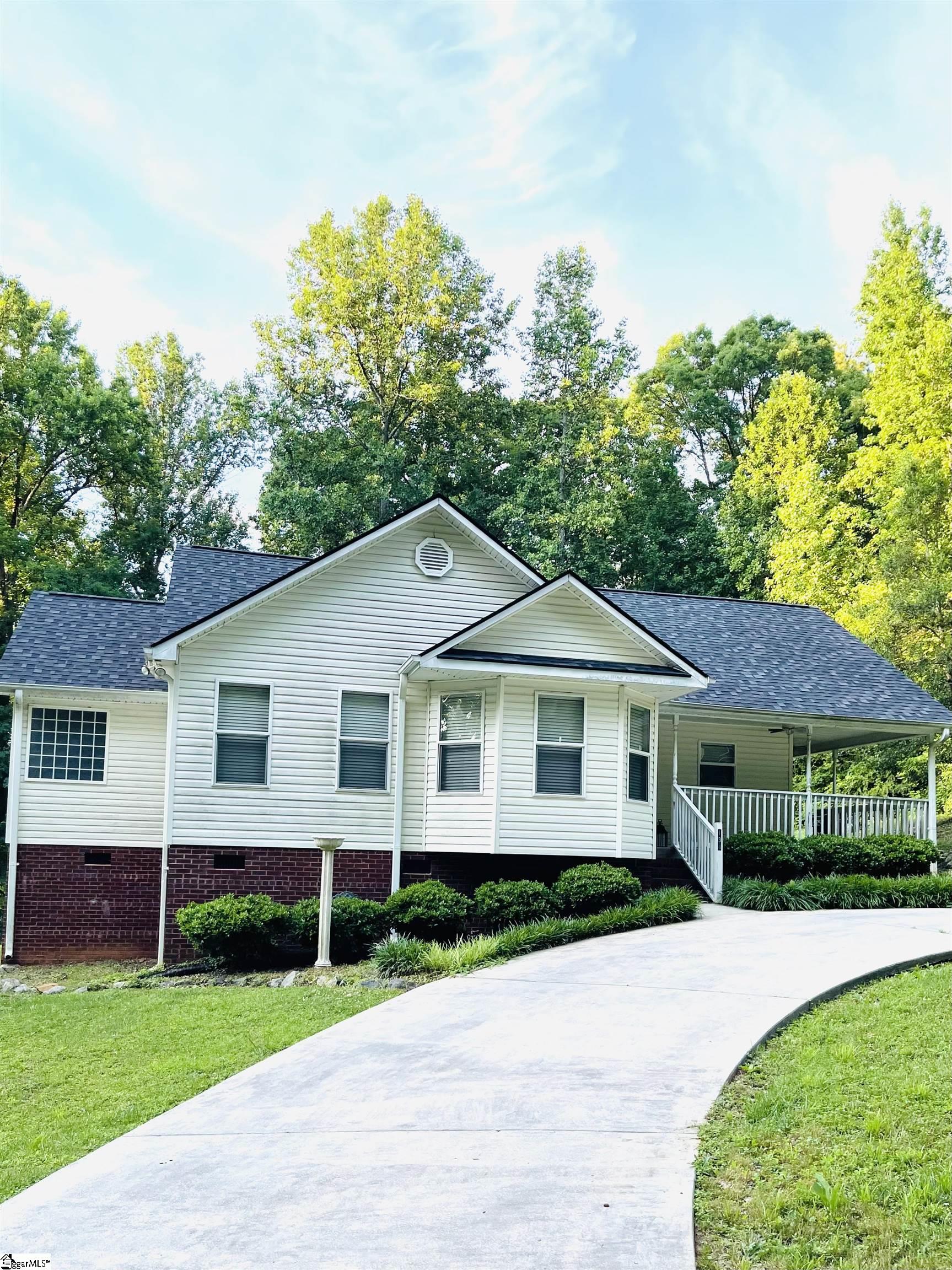 134 Glendale Lane, Easley SC 29640