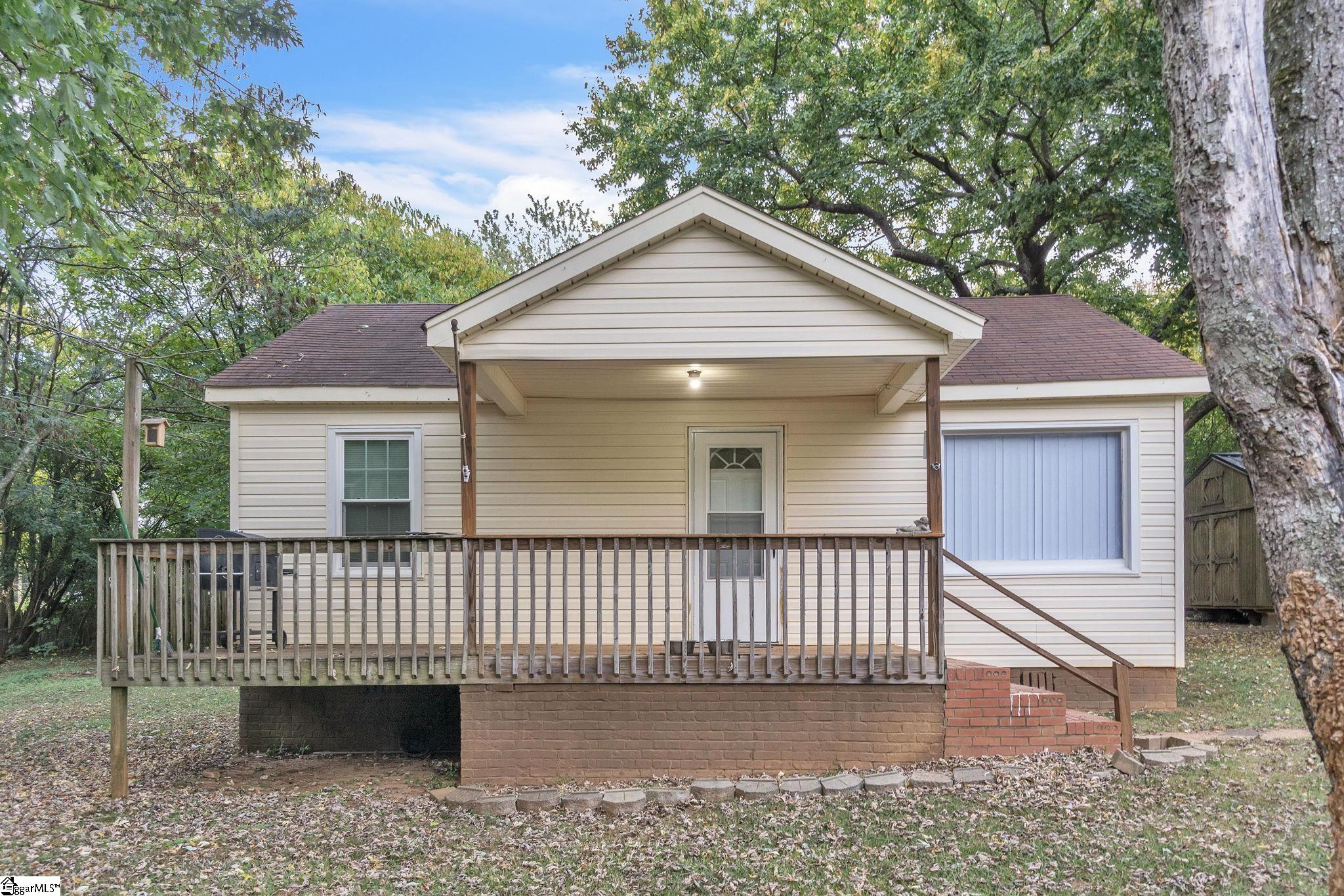 38 Tubbs Mountain Road, Travelers Rest SC 29690