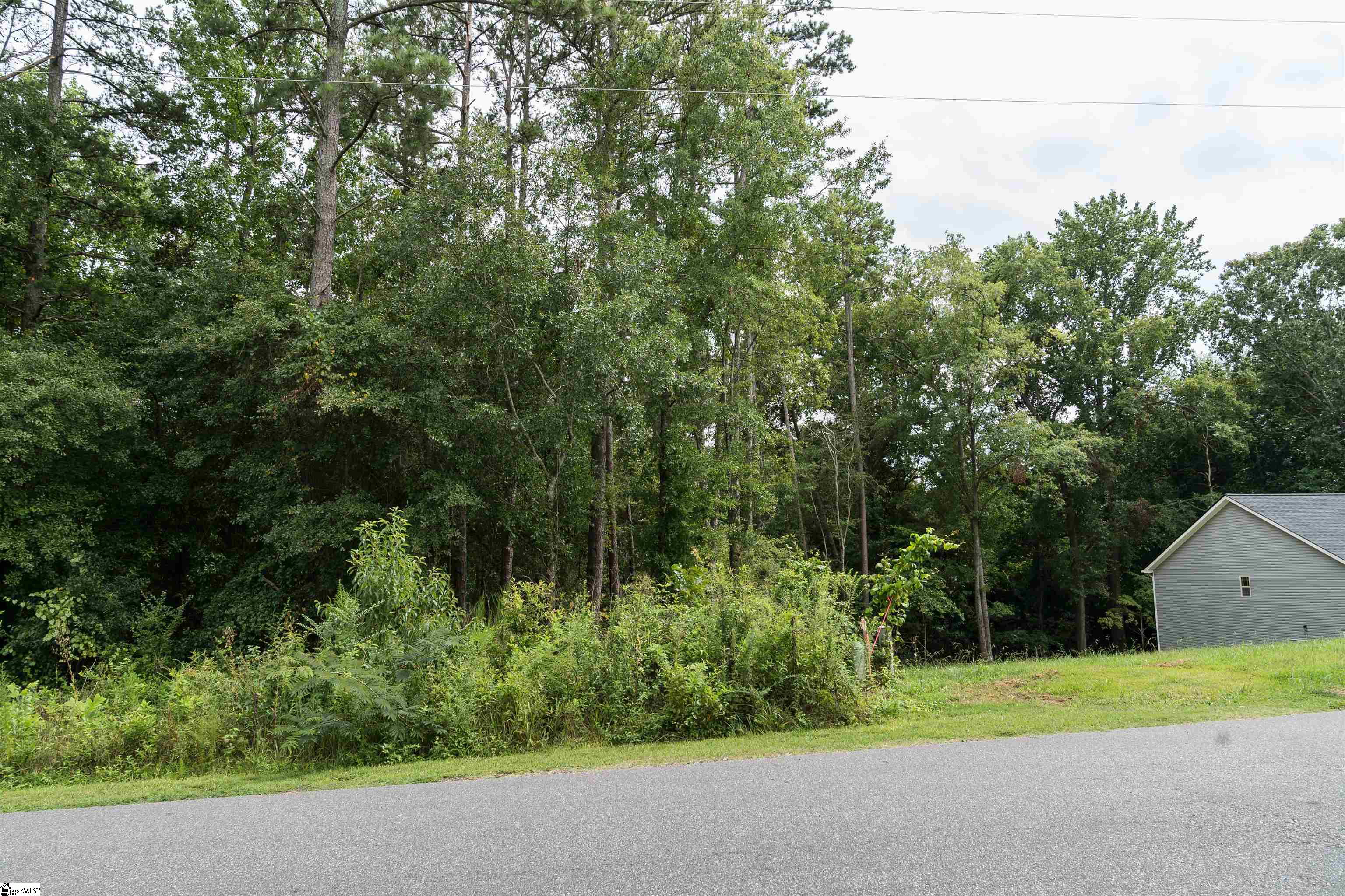 002 Brookwood Drive, Boiling Springs SC 29316-5905