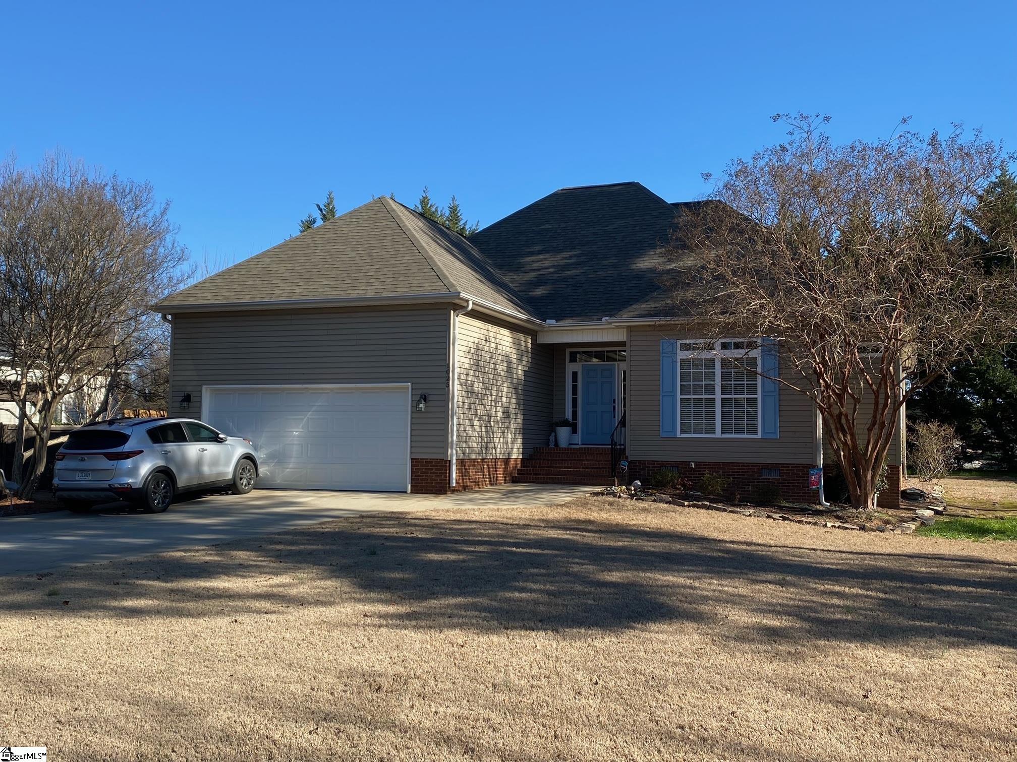1025 S Buncombe Road, Greer SC 29651