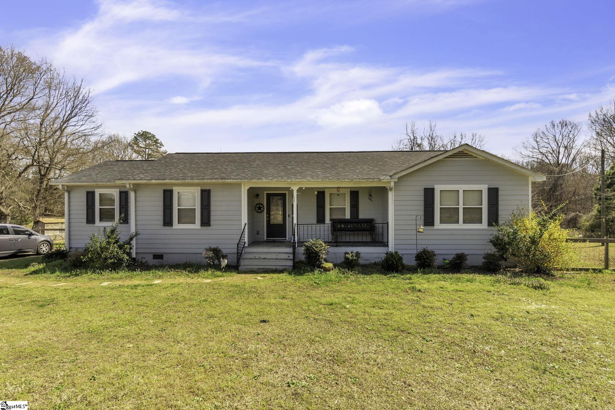 10367 S 101 Highway, Gray Court SC 29645