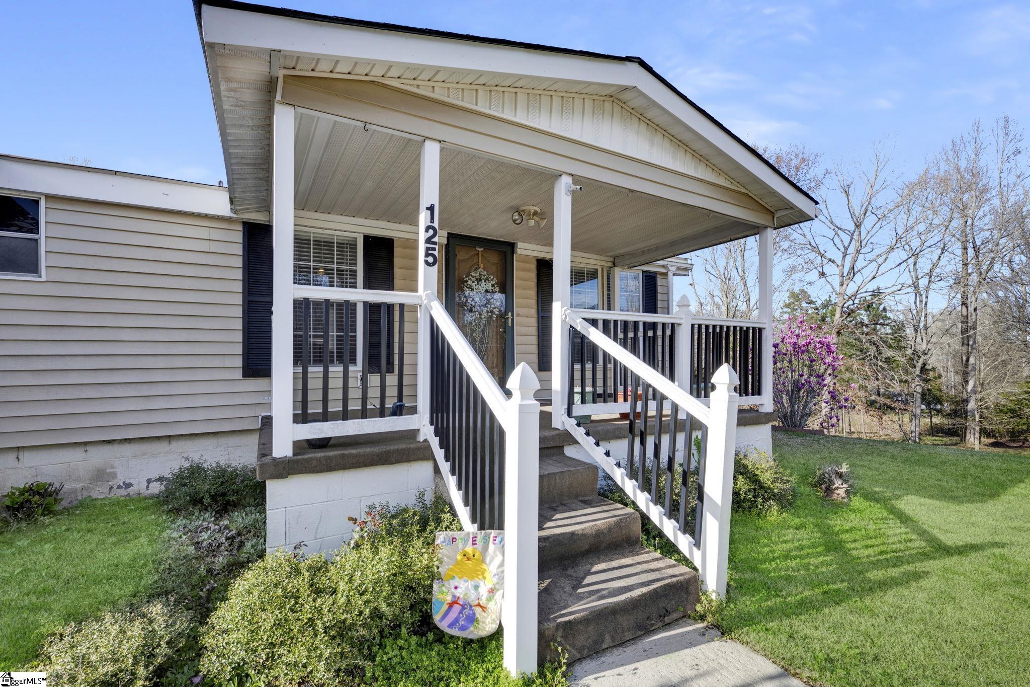 125 Lewis Street, Clinton SC 29325