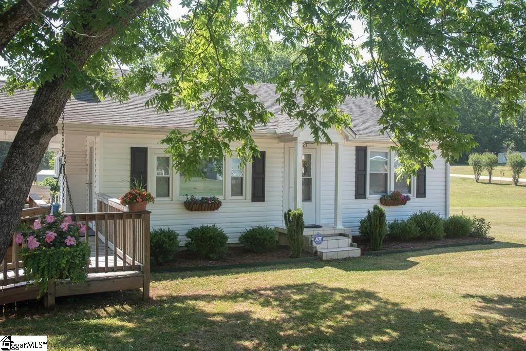 223 Marshall Circle, Greenwood SC 29646