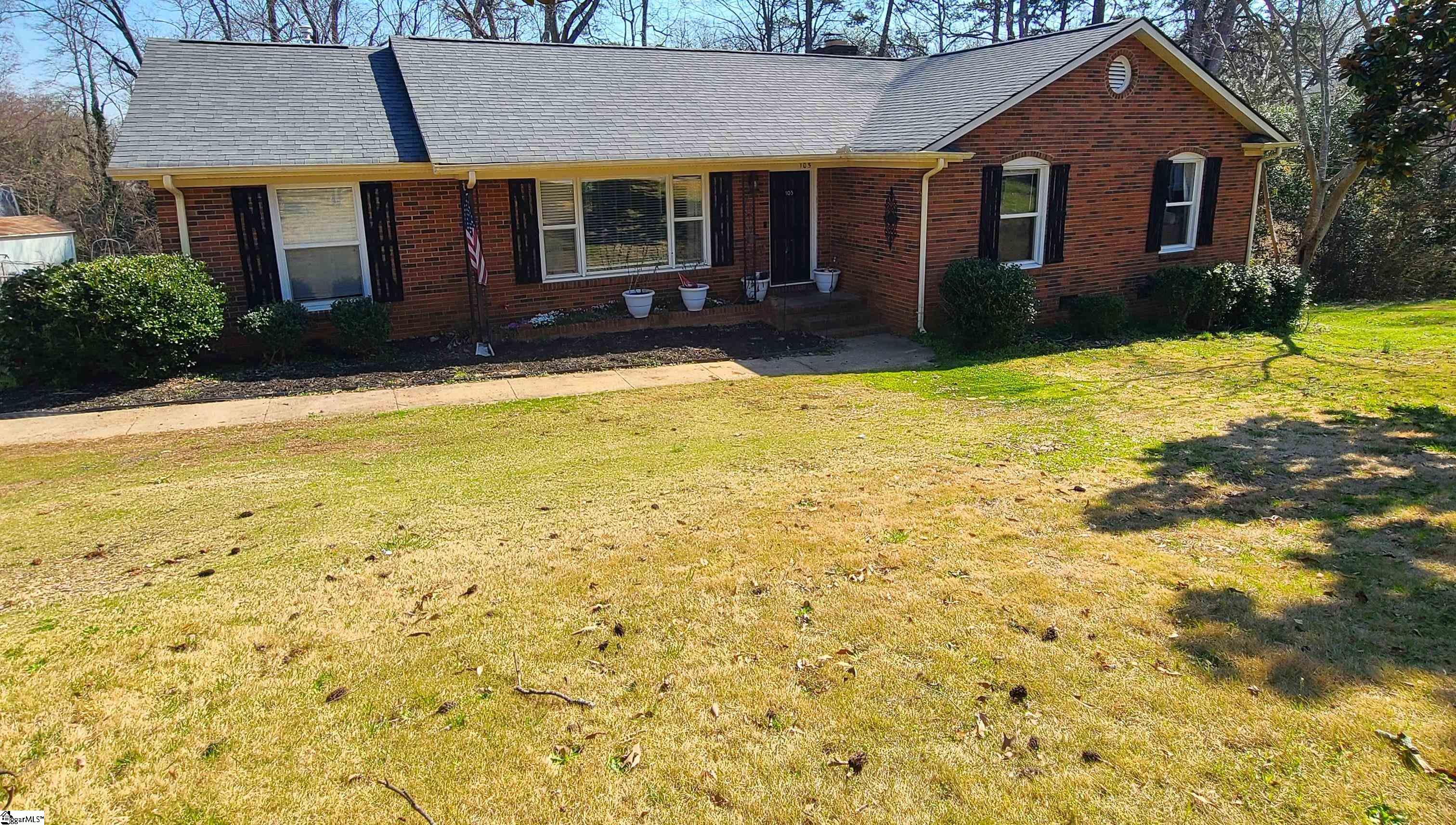105 Manchester Drive, Spartanburg SC 29301