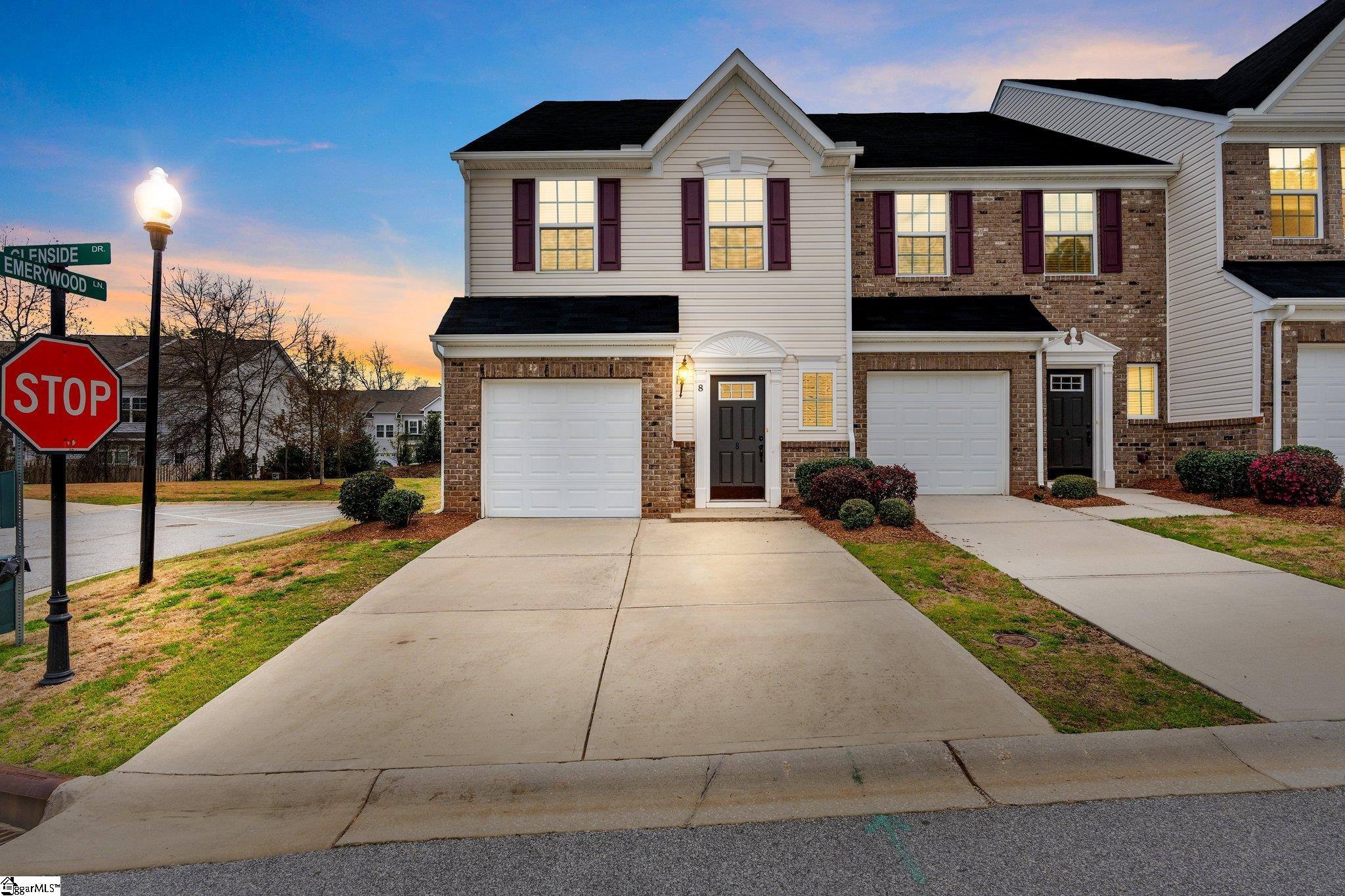8 Glenside Drive, Greenville SC 29607