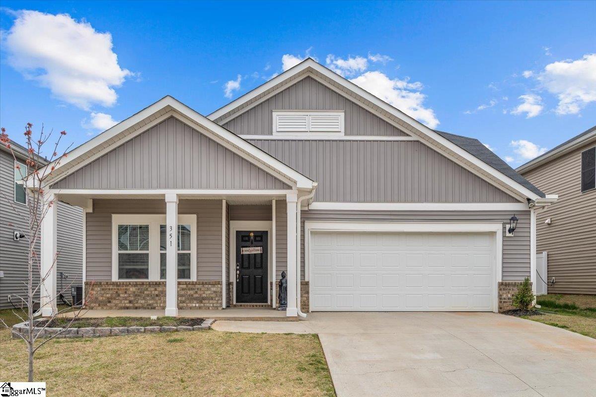 351 Pewter Circle, Simpsonville SC 29680