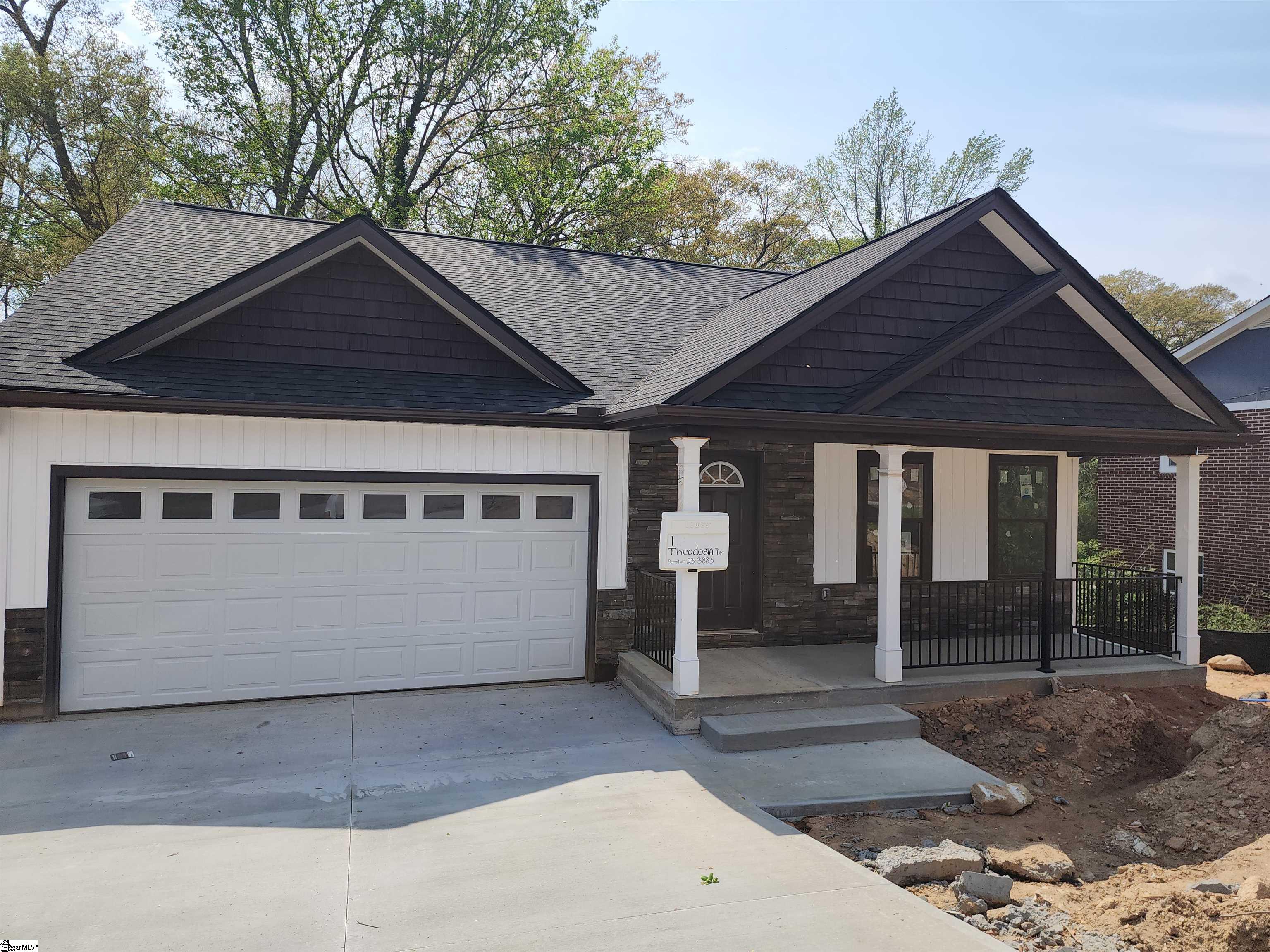 120 Theodosia Drive, Spartanburg SC 29301