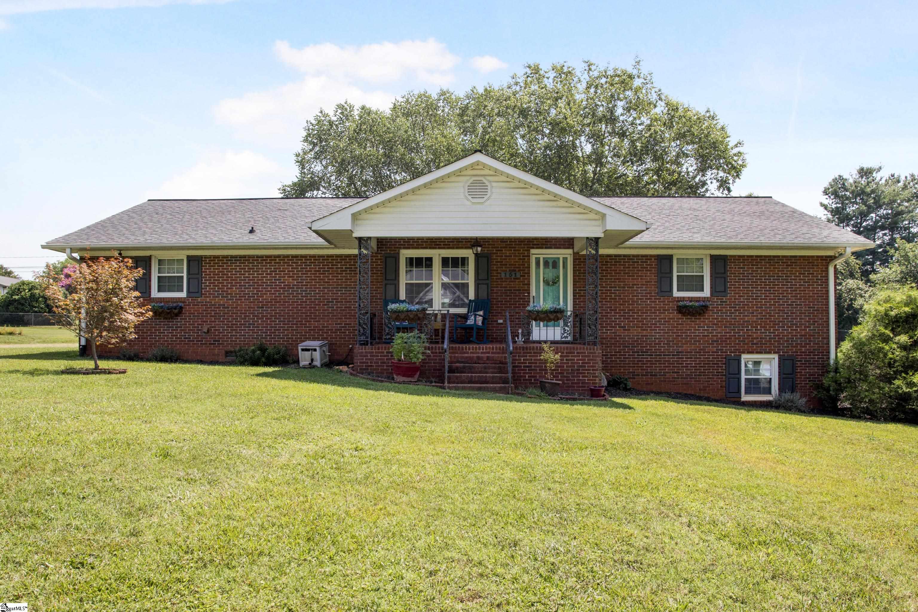 151 Sandy Drive, Boiling Springs SC 29316