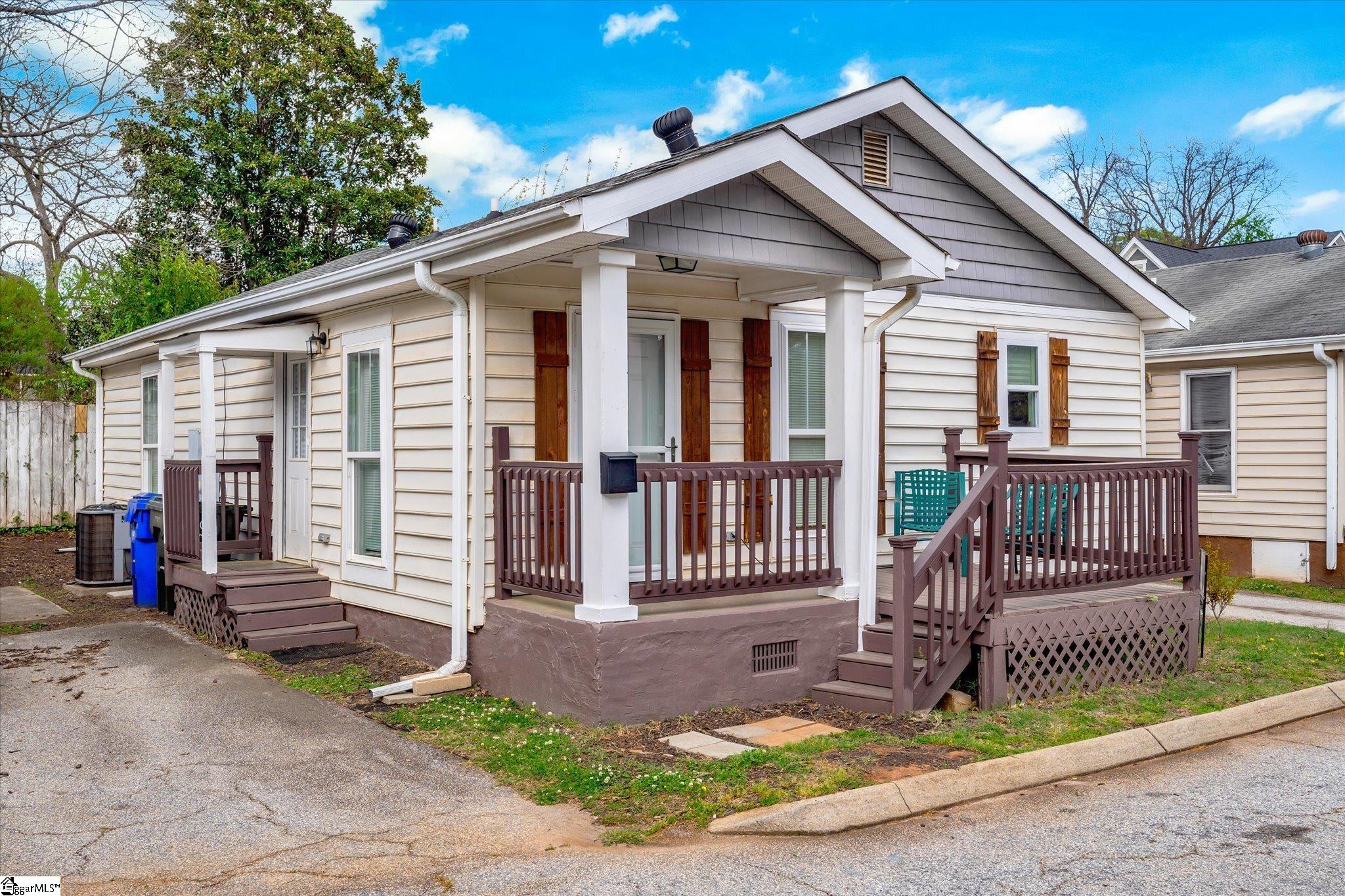 4 Burns Circle, Greenville SC 29605