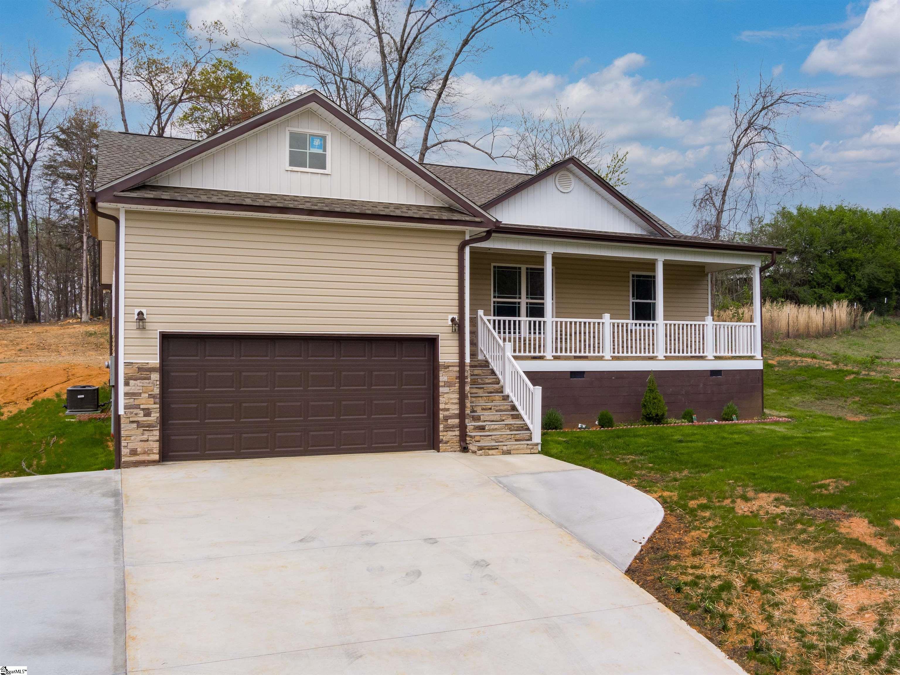 11 Arlington Road, Greer SC 29651