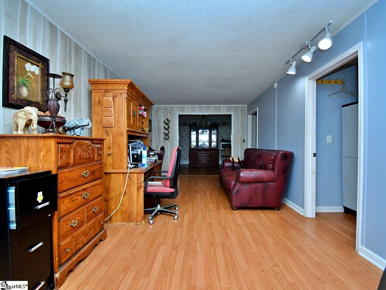 427 Blalock, Joanna, South Carolina image 17