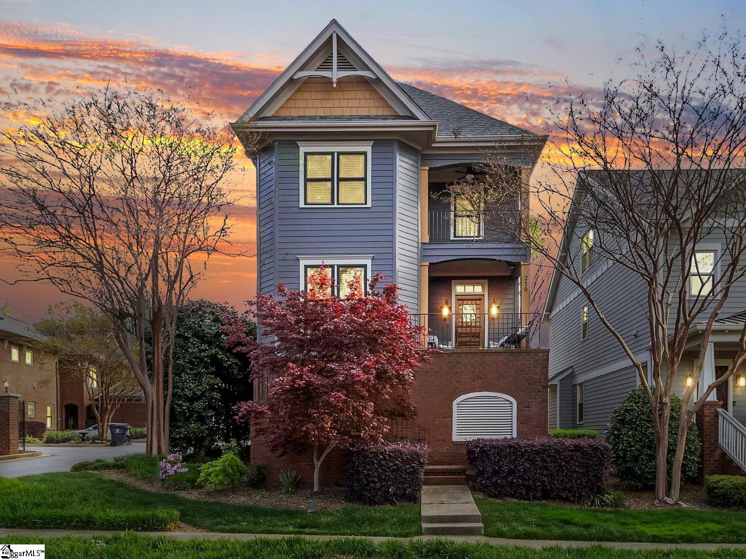 210 Hampton Avenue, Greenville SC 29601