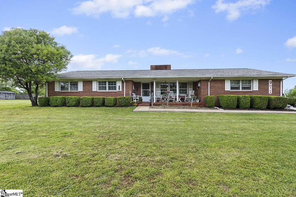971 Iron Bridge Road, Cowpens SC 29330