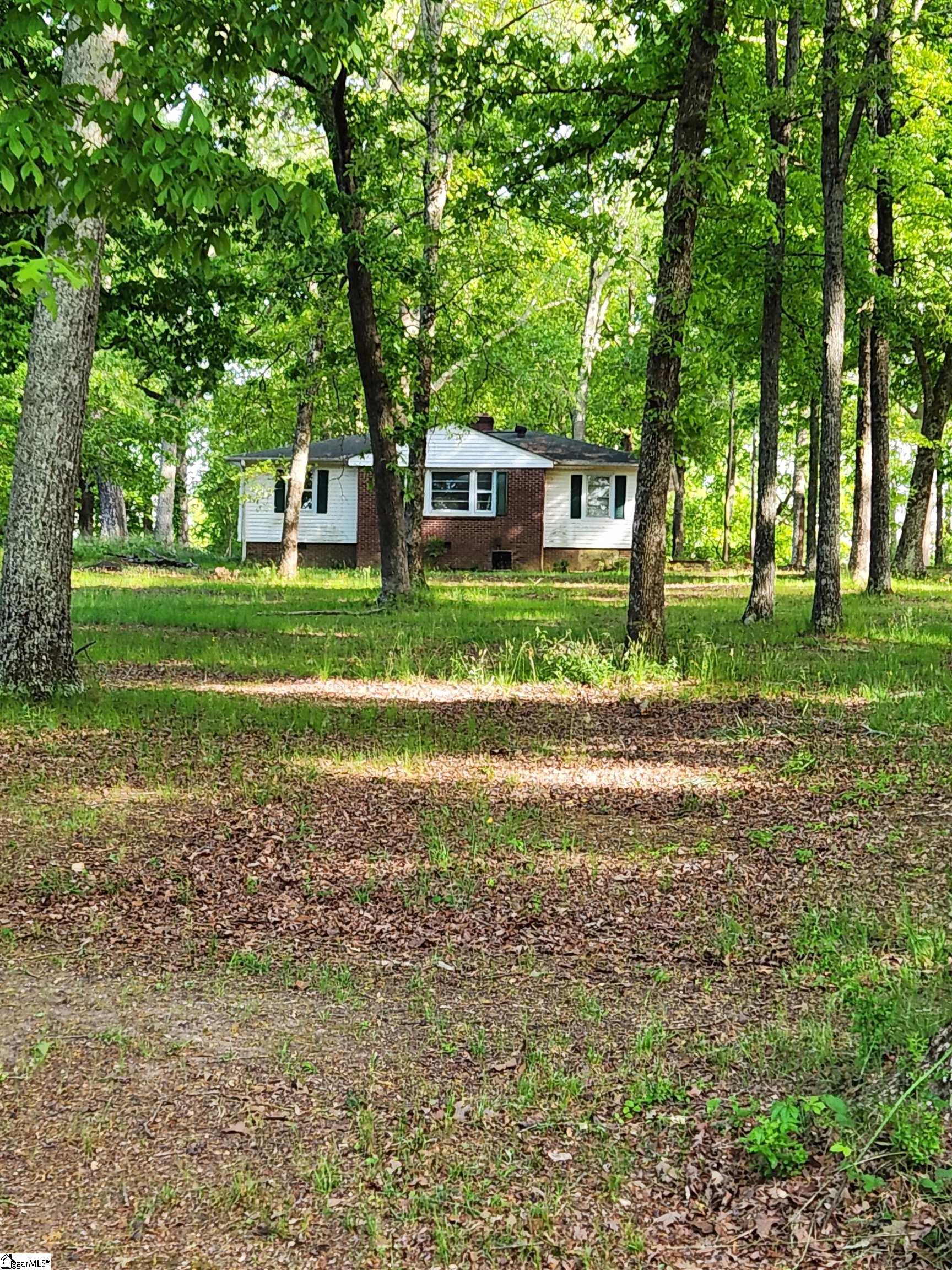 20 St Albans School Road, Piedmont SC 29673