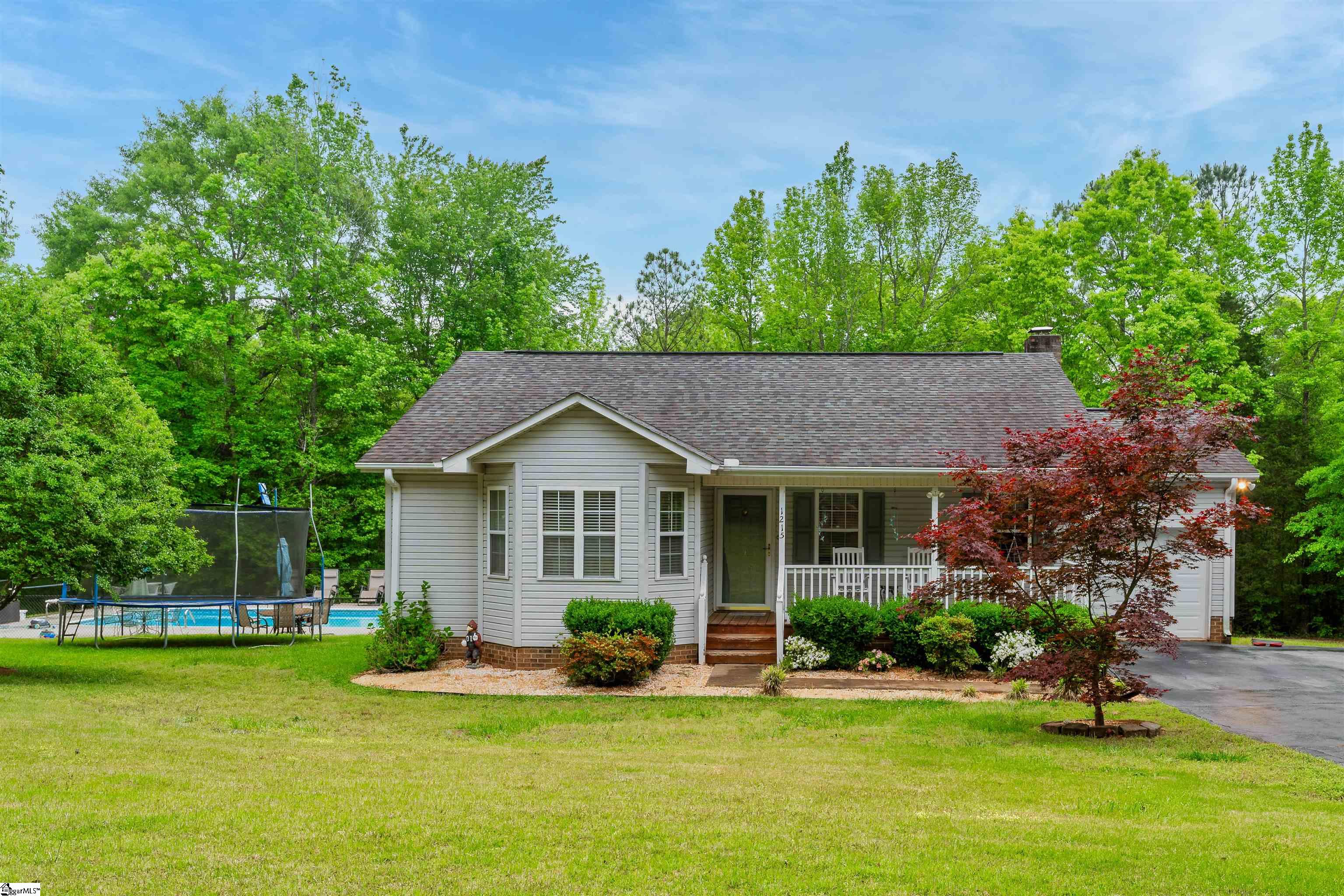 1215 Chumley Road Extension Woodruff, SC 29388