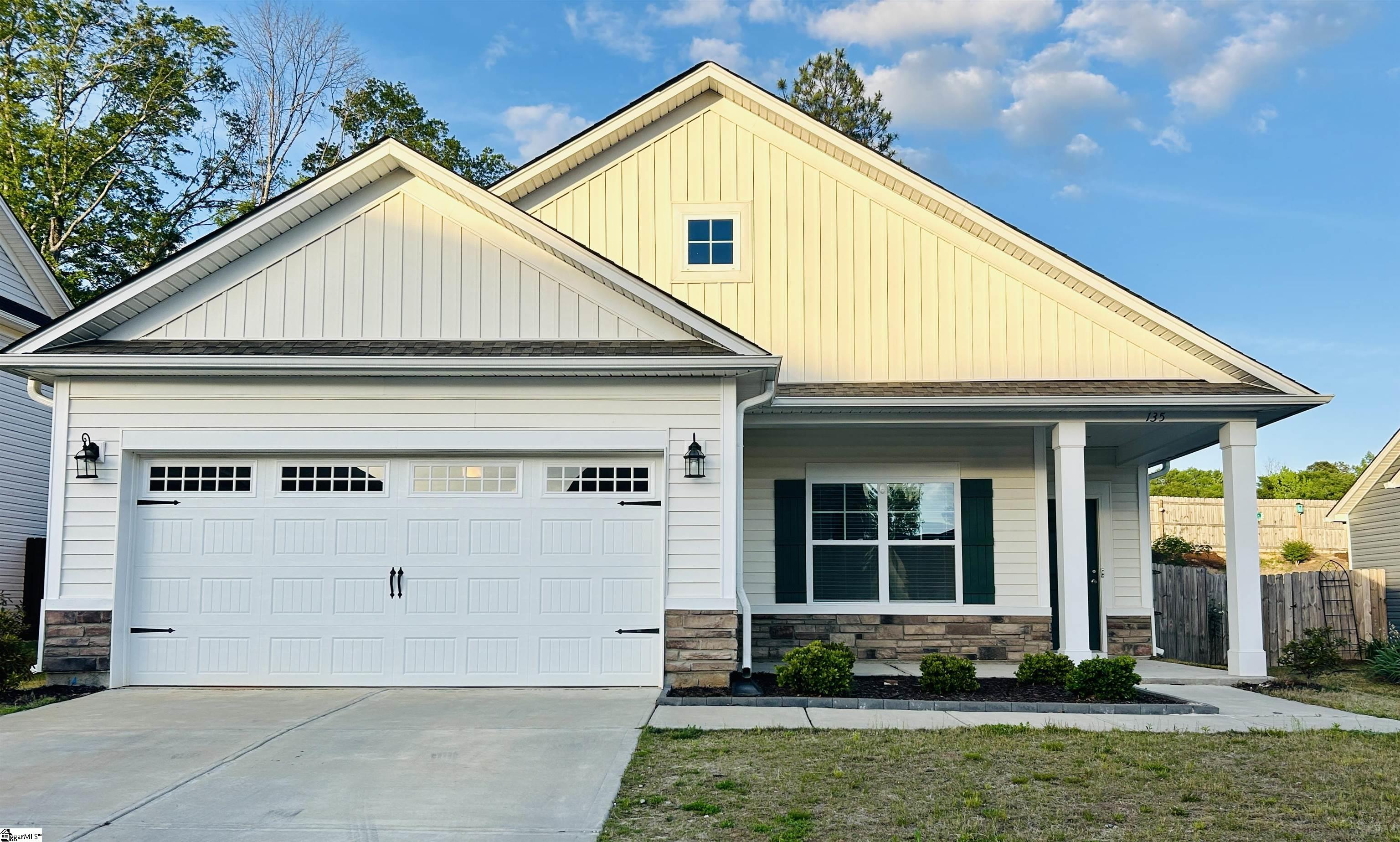 135 Frost Flower Way, Fountain Inn SC 29644