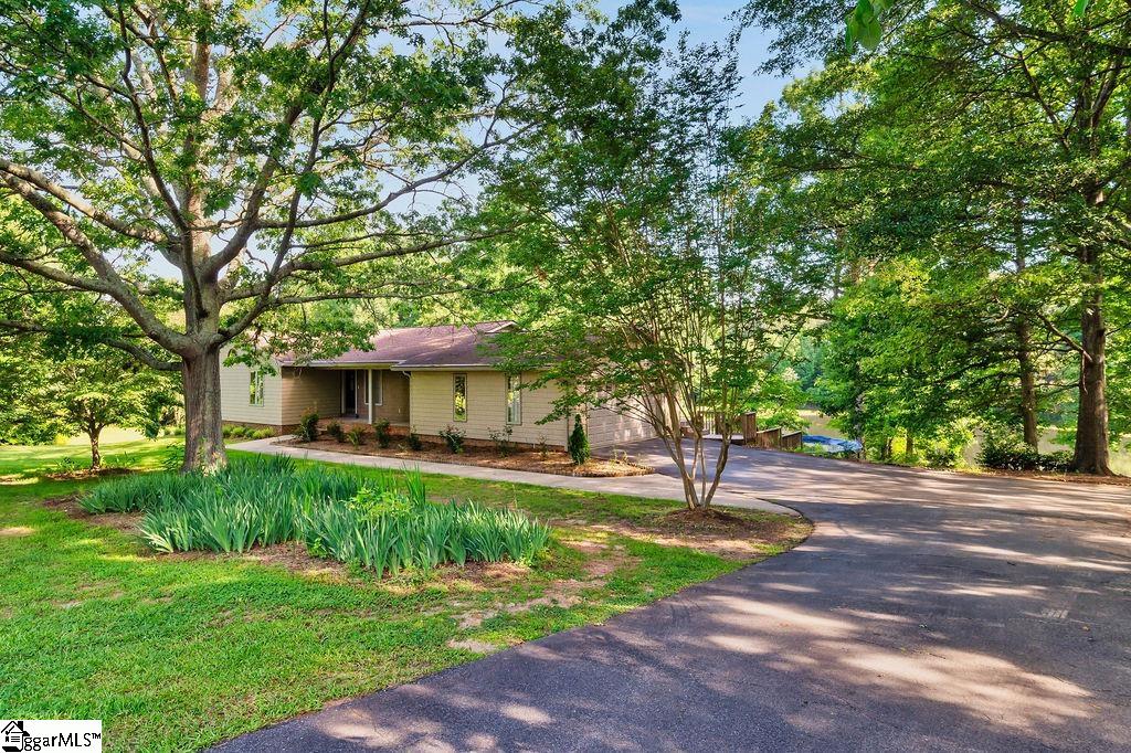 307 Dogwood Circle, Inman SC 29349