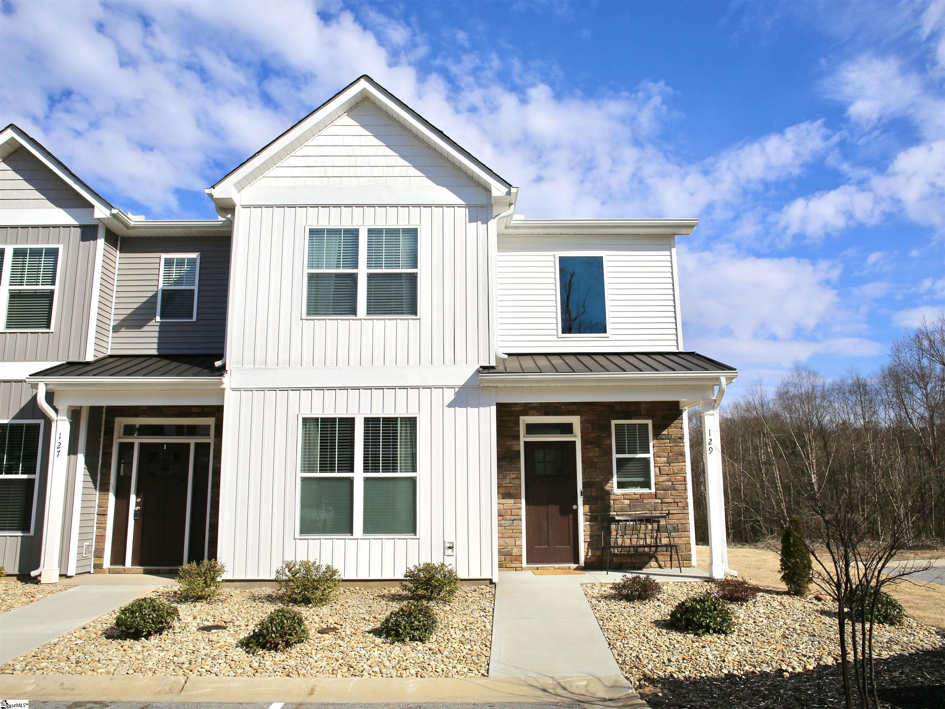 129 Creekland Way, Taylors SC 29687