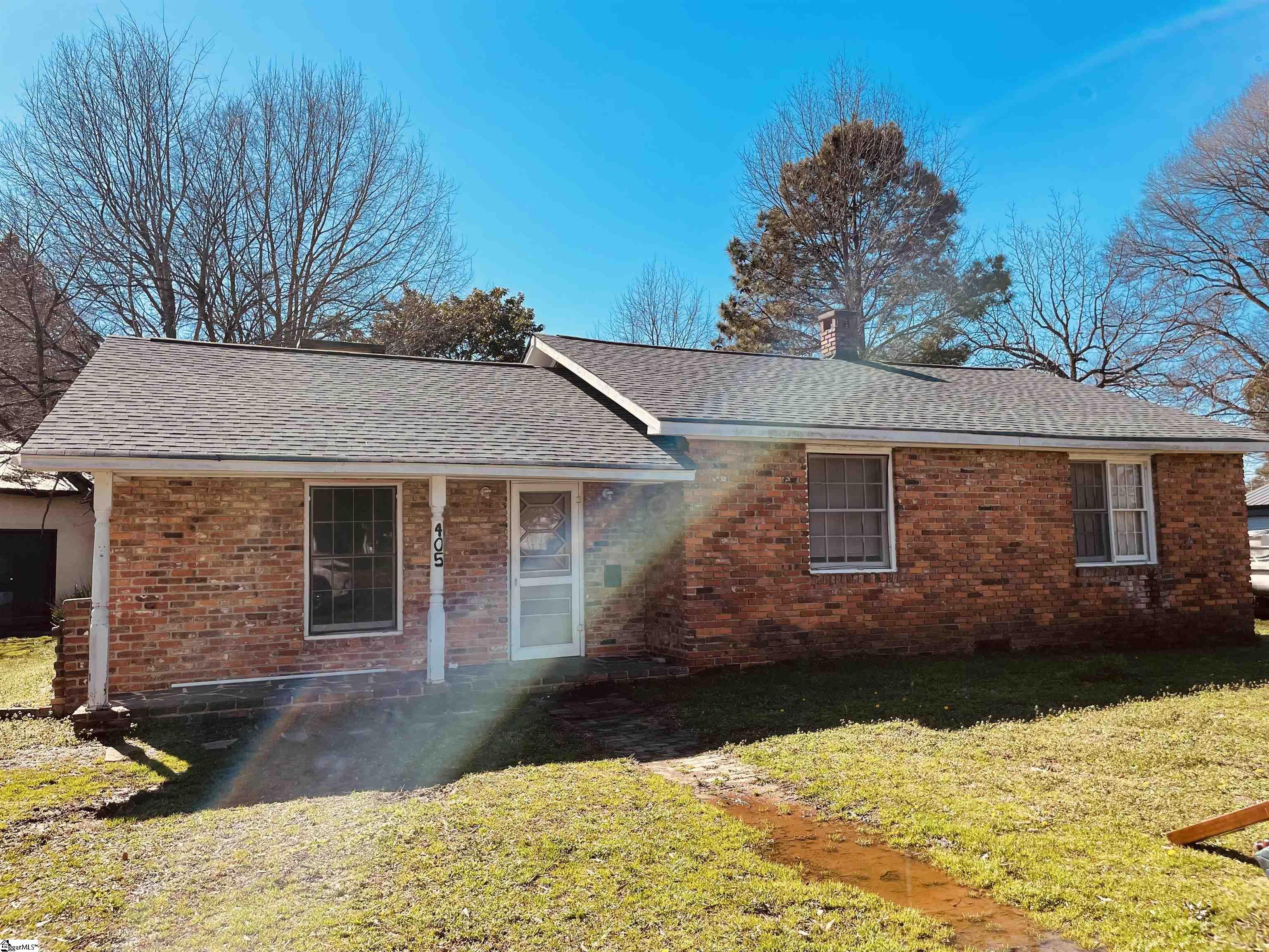 405 Phillips Street, Clinton SC 29325