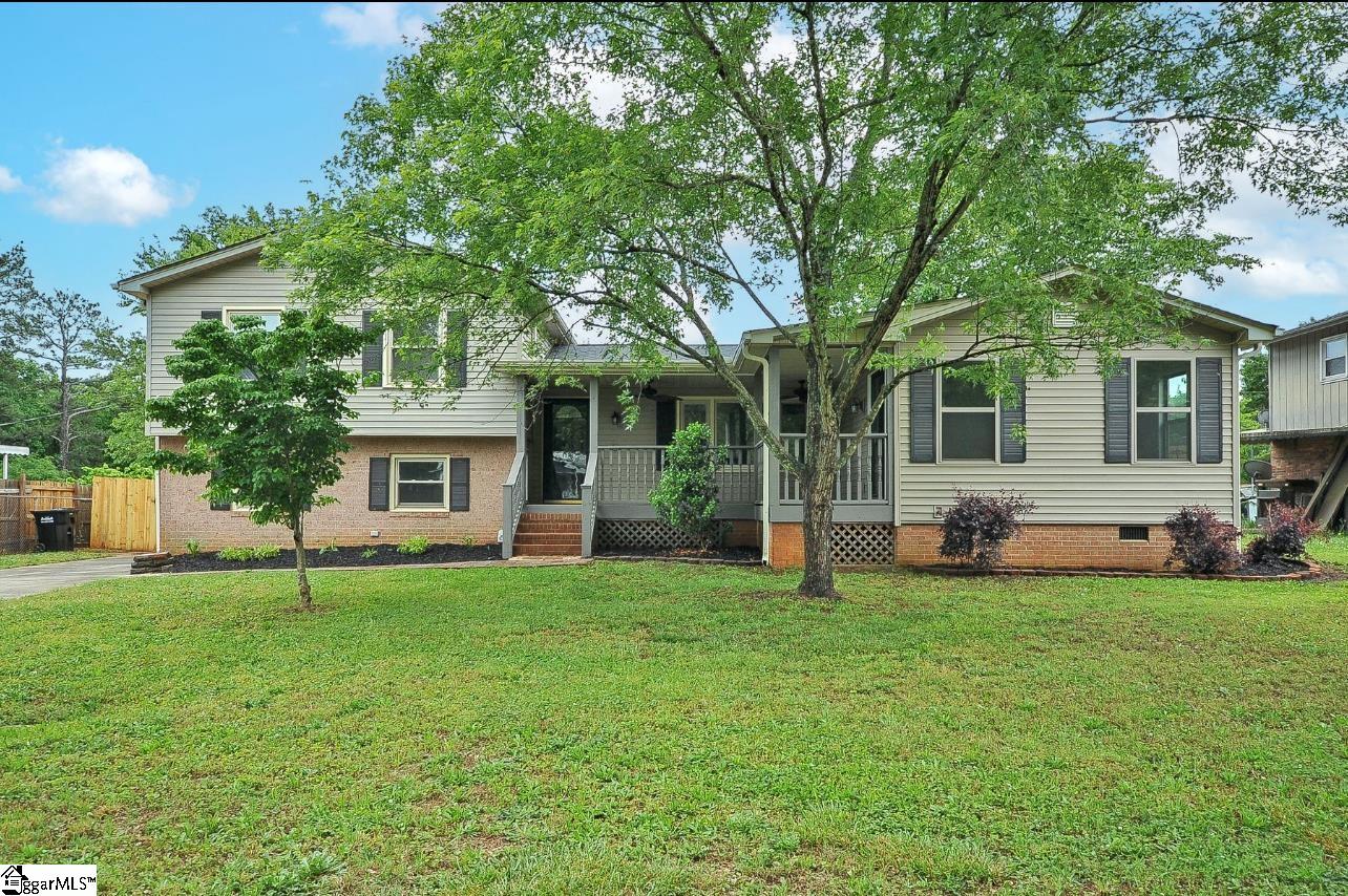 7 Tamwood Circle, Simpsonville SC 29680