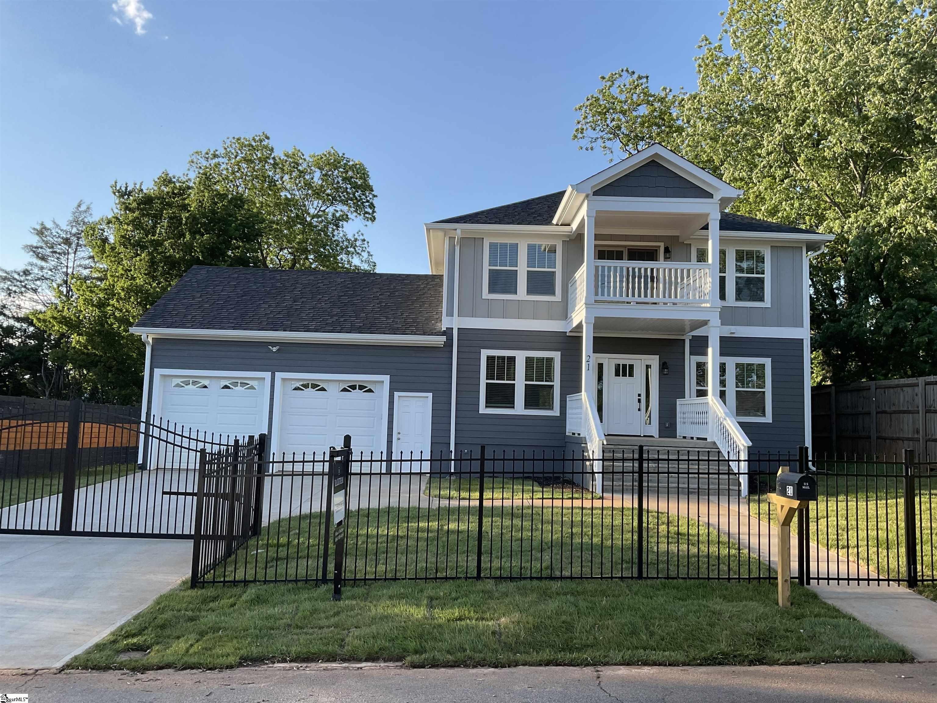 21 8th Street, Greenville SC 29611