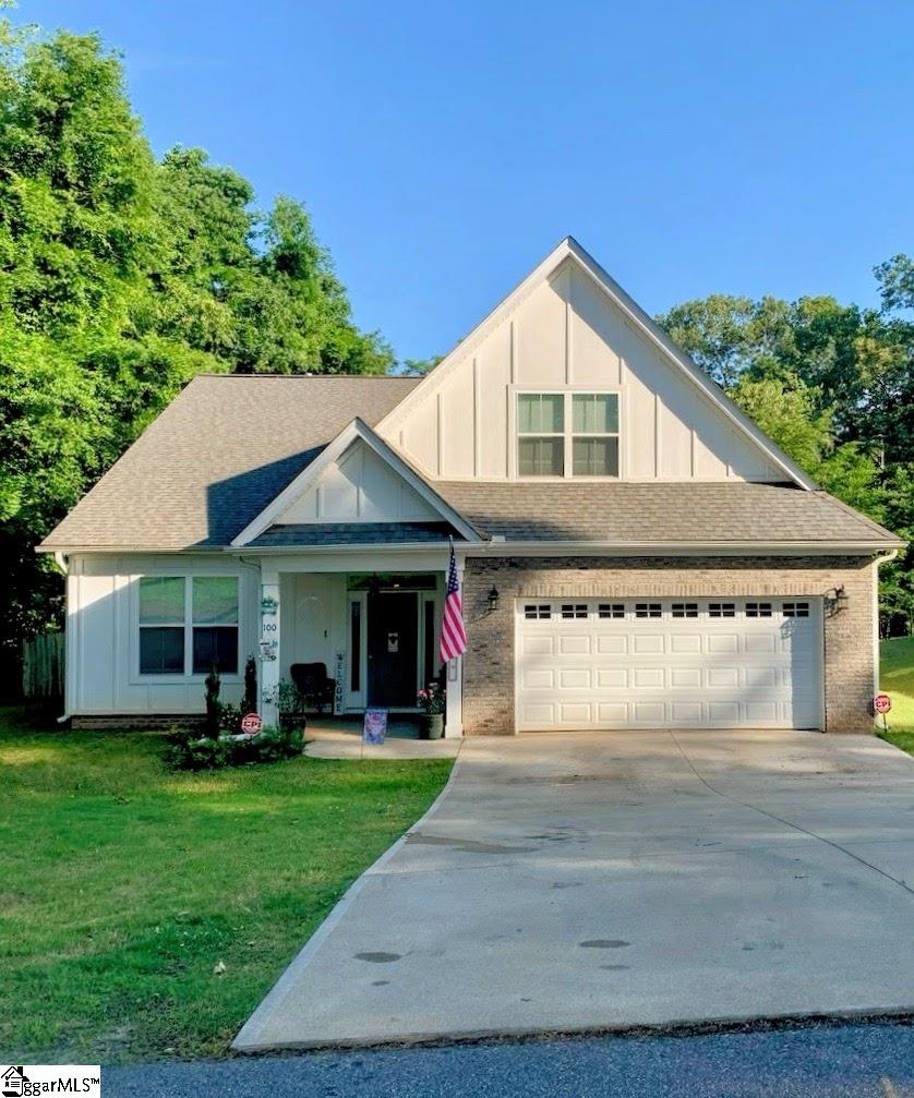 100 Holly Drive, Duncan SC 29334