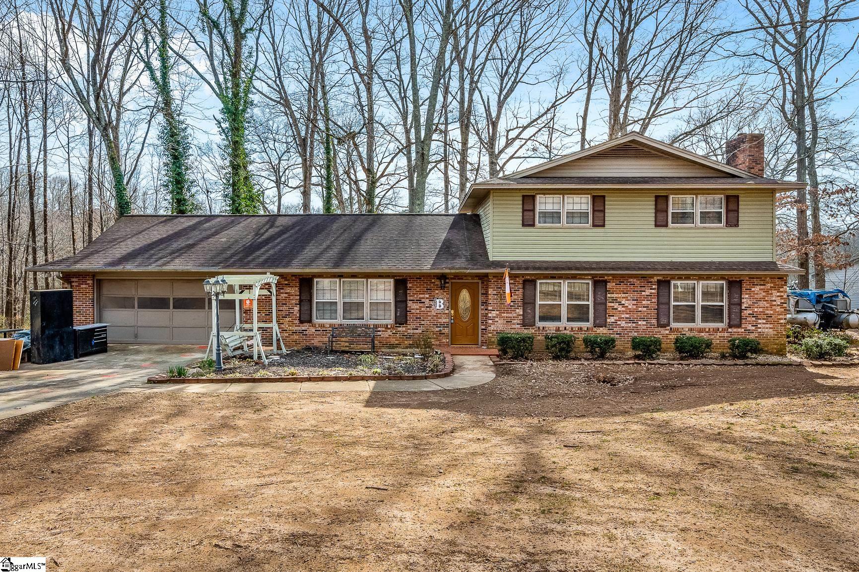 318 Hillandale Road, Liberty SC 29657