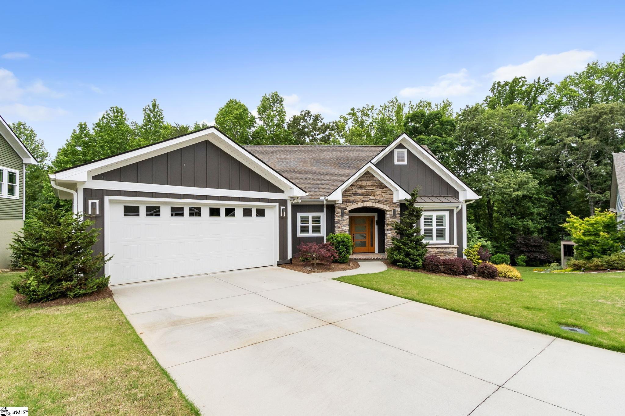 27 Trails Edge Court, Greenville SC 29617