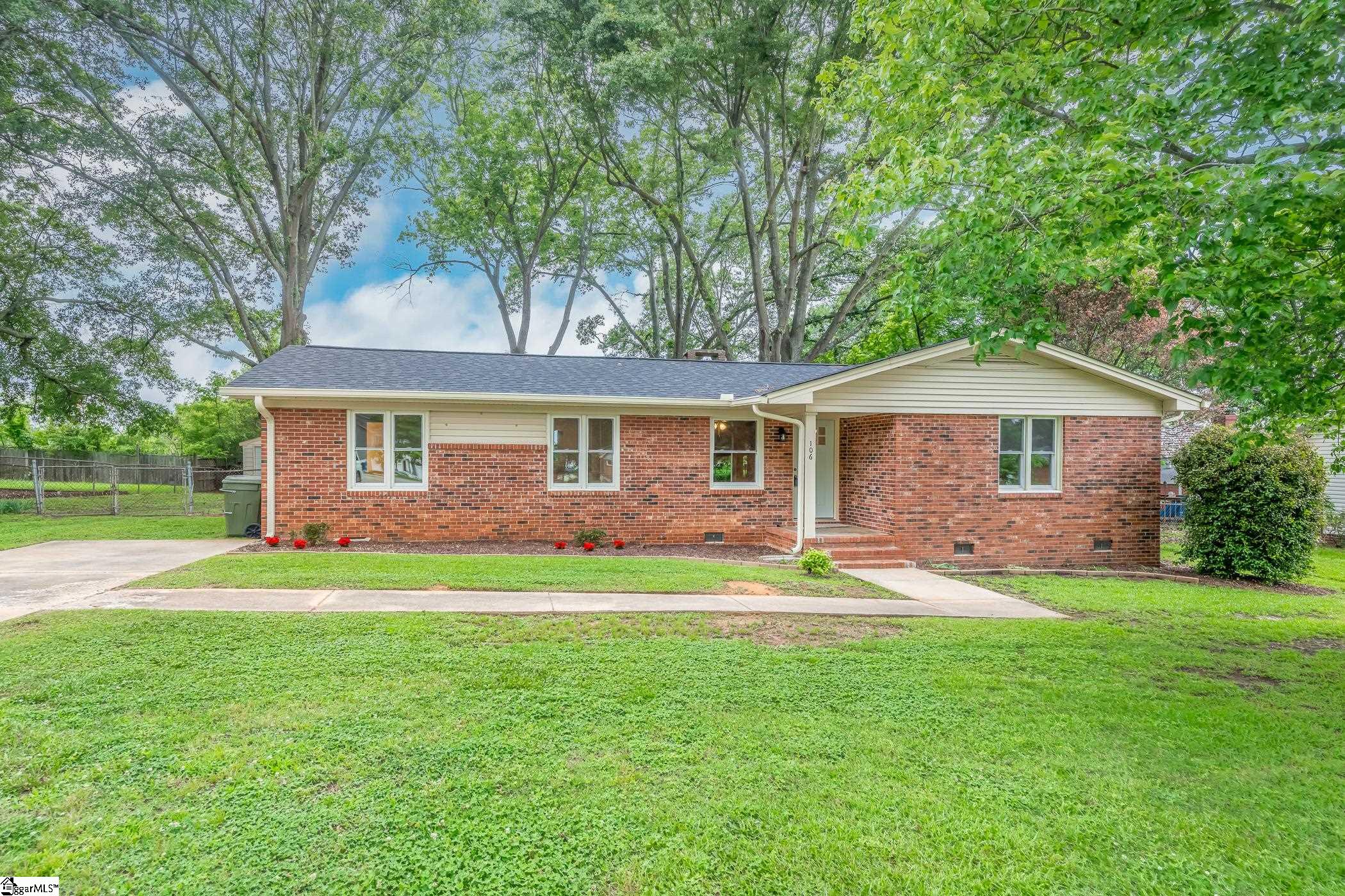 106 Roebuck Drive, Simpsonville SC 29681