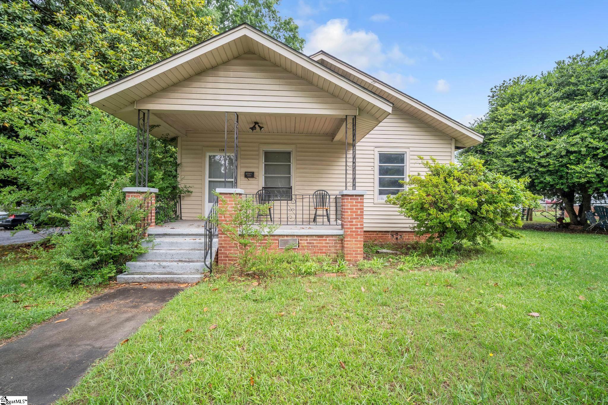 119 Poplar Street, Clinton SC 29325