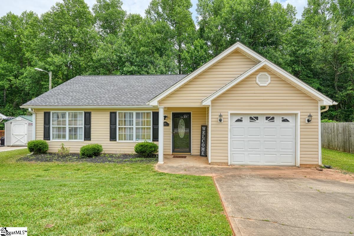 466 Pleasant Green Drive, Inman SC 29349