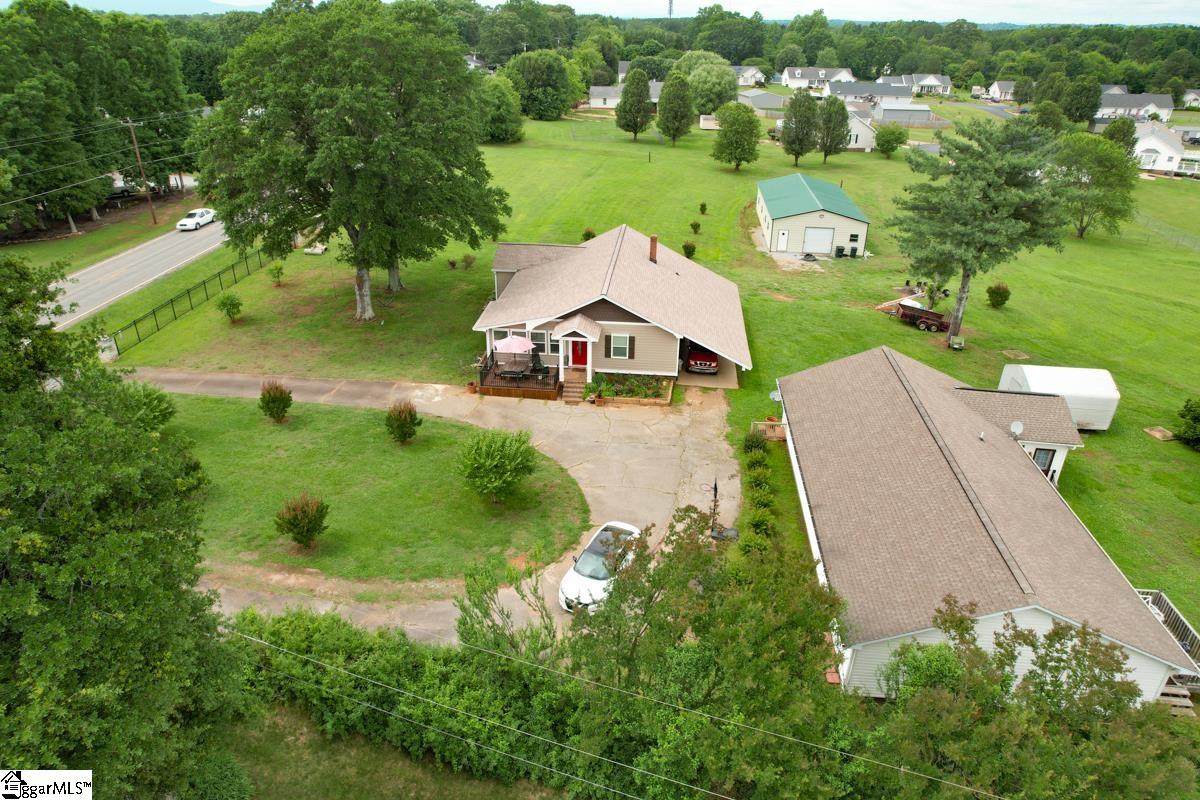 1618 Rainbow Lake Road, Inman SC 29349