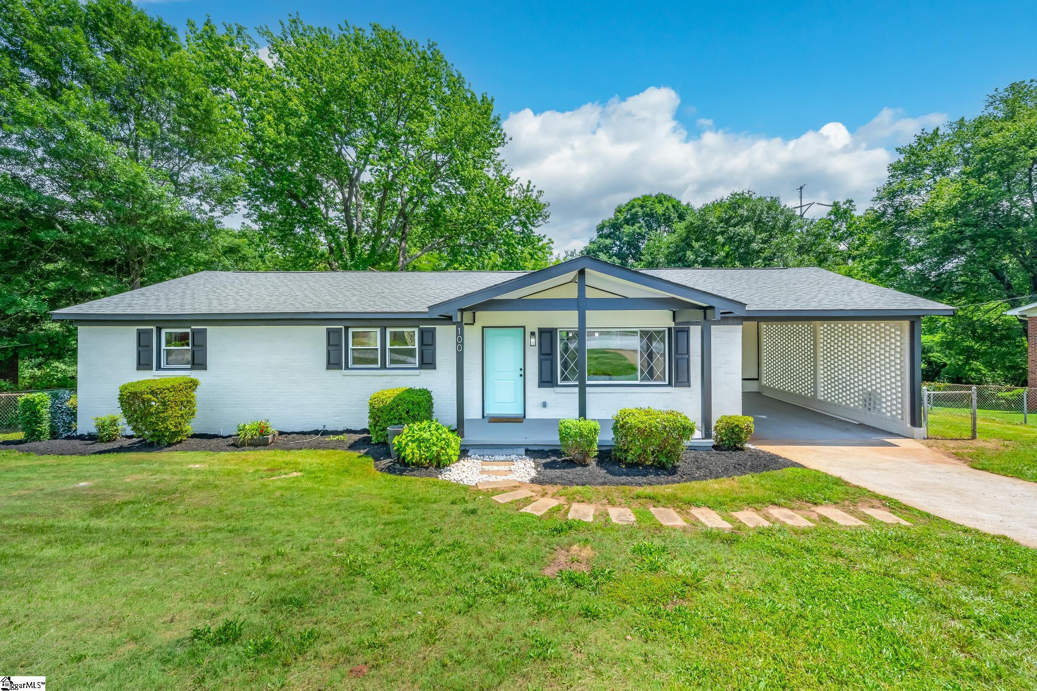 100 Alice Farr Drive, Greenville SC 29617