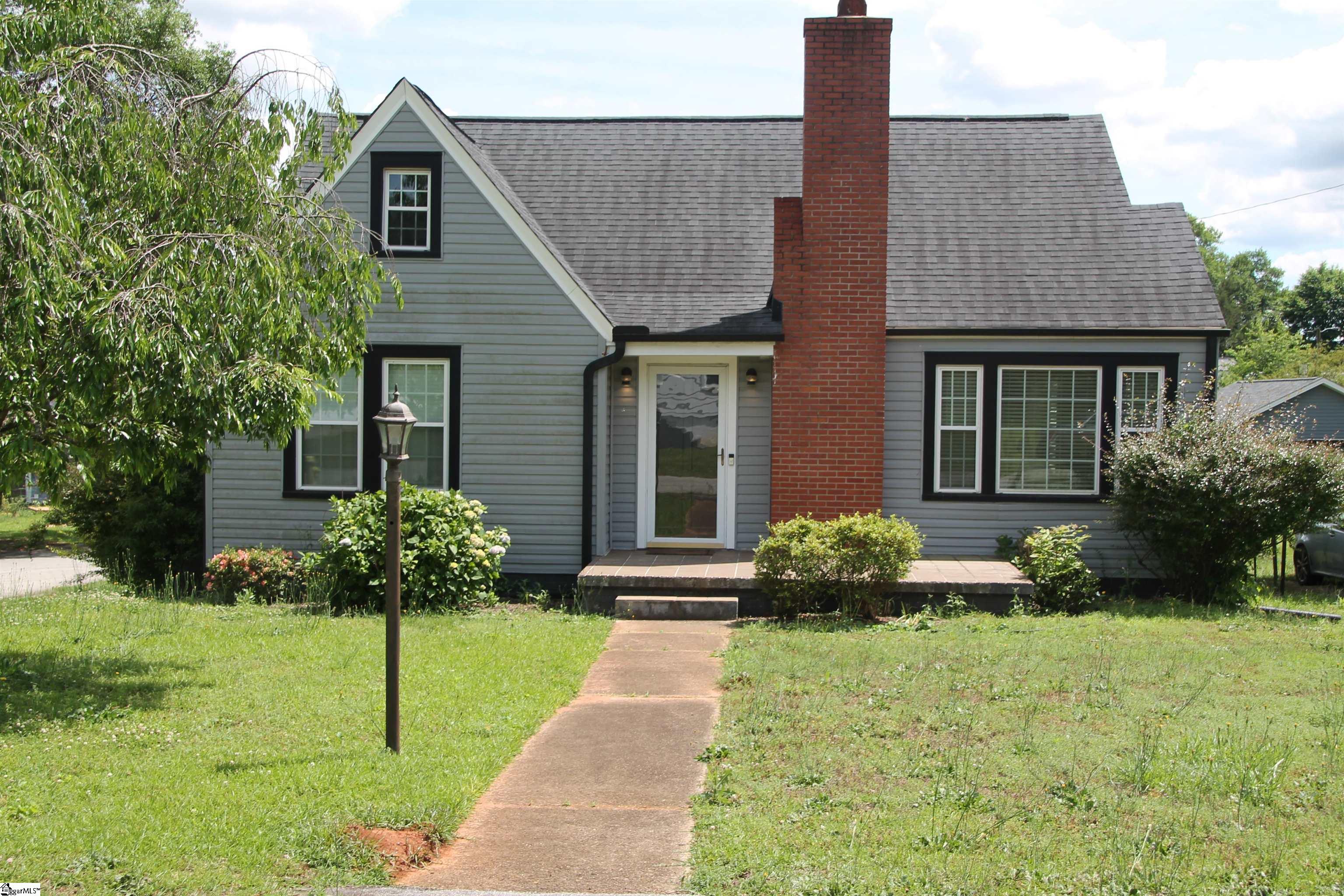122 Paris Mountain Avenue, Greenville SC 29609