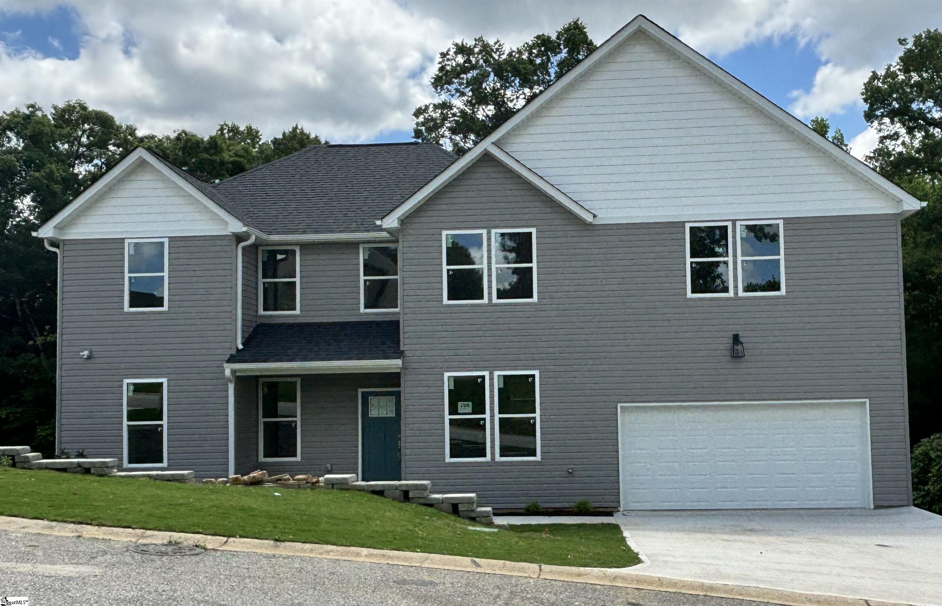 709 Rockcliff Street, Greenville SC 29617