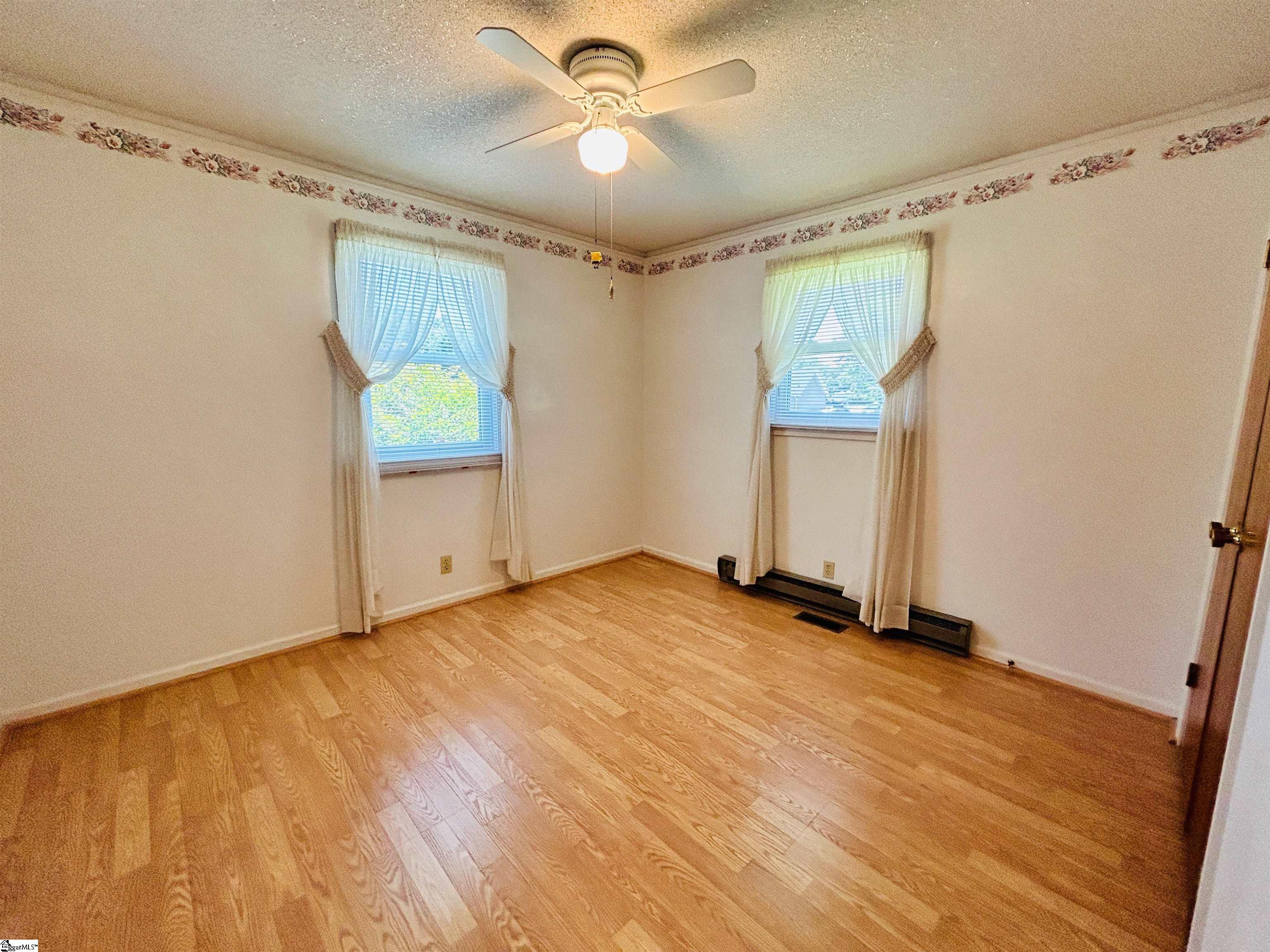105 Fleetwood Drive