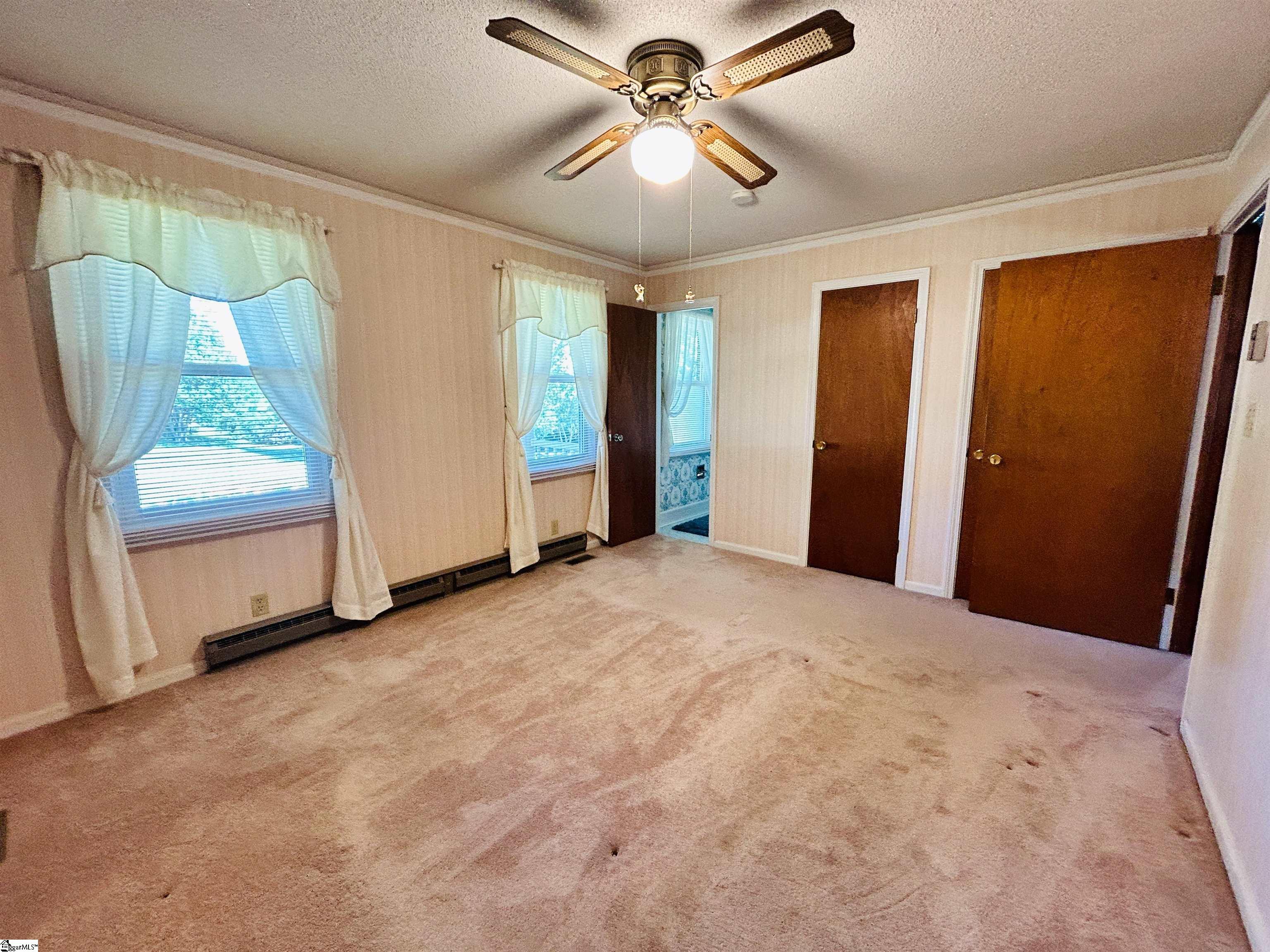 105 Fleetwood Drive