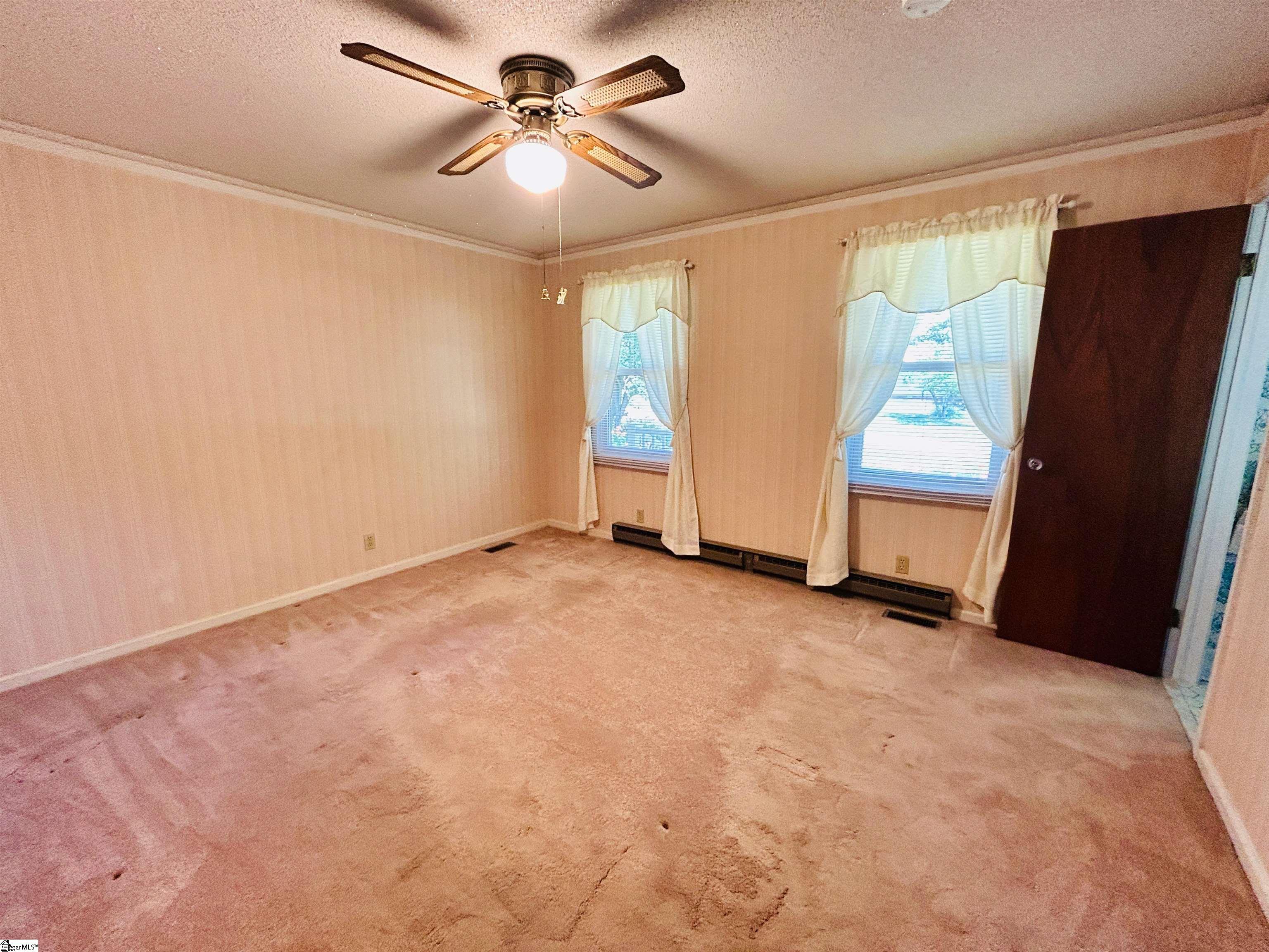105 Fleetwood Drive