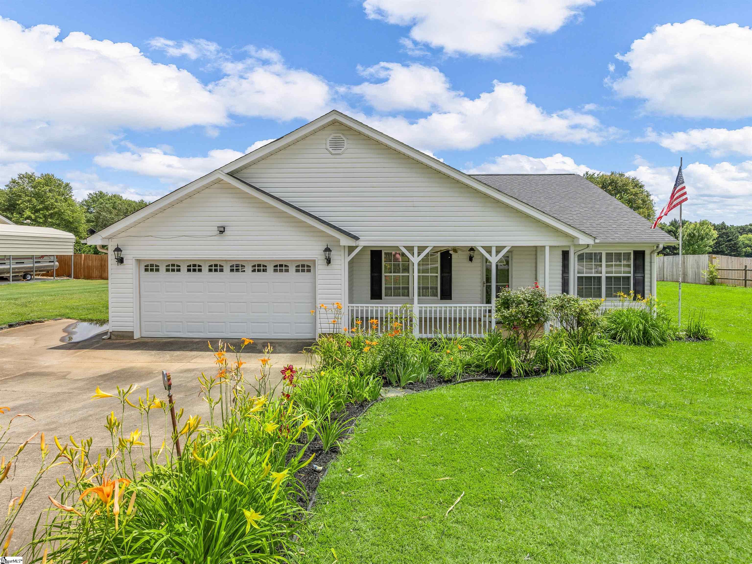 895 Grand Canyon Road, Inman SC 29349