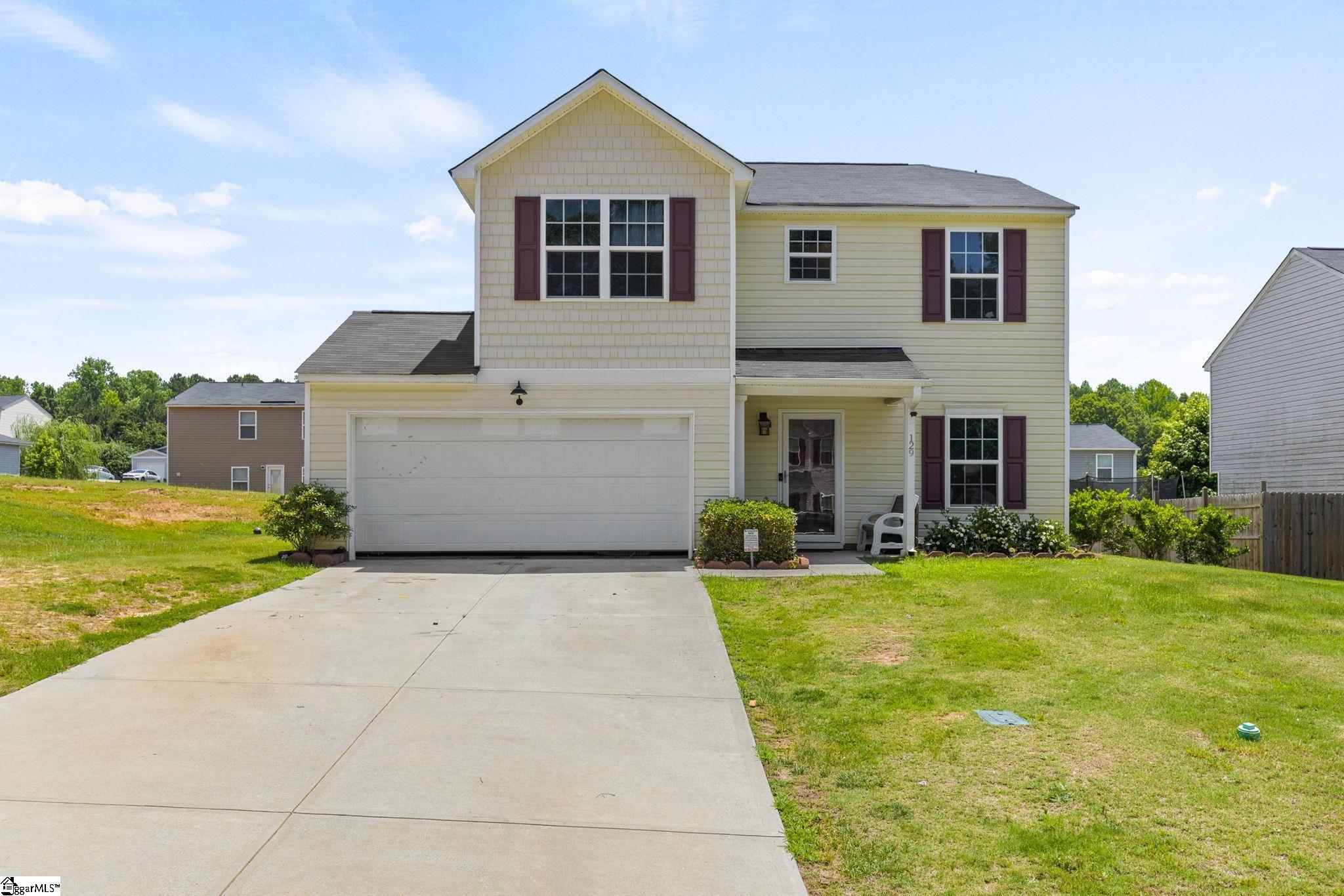 129 Queens Circle, Laurens SC 29360
