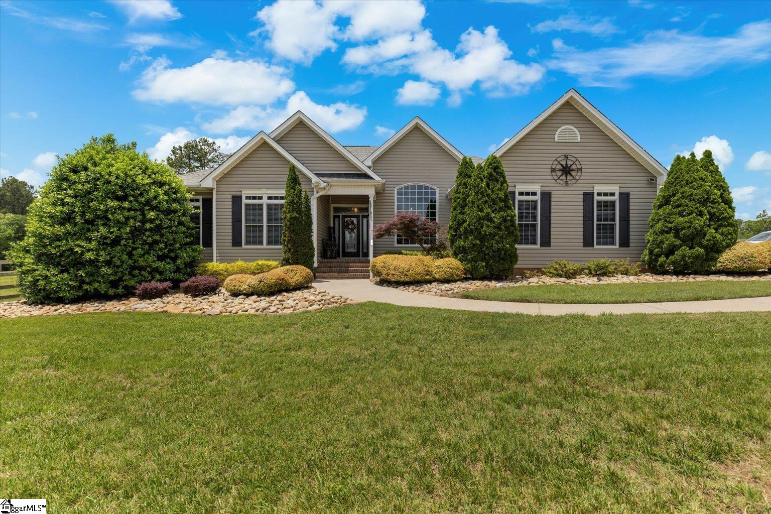 859 Edwin Lanford Road, Woodruff SC 29388