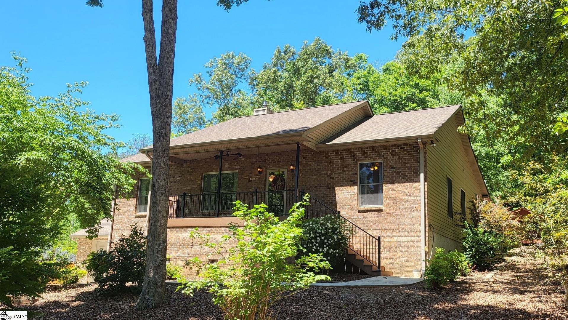 609 Keowee Bay Circle, Salem SC 29676