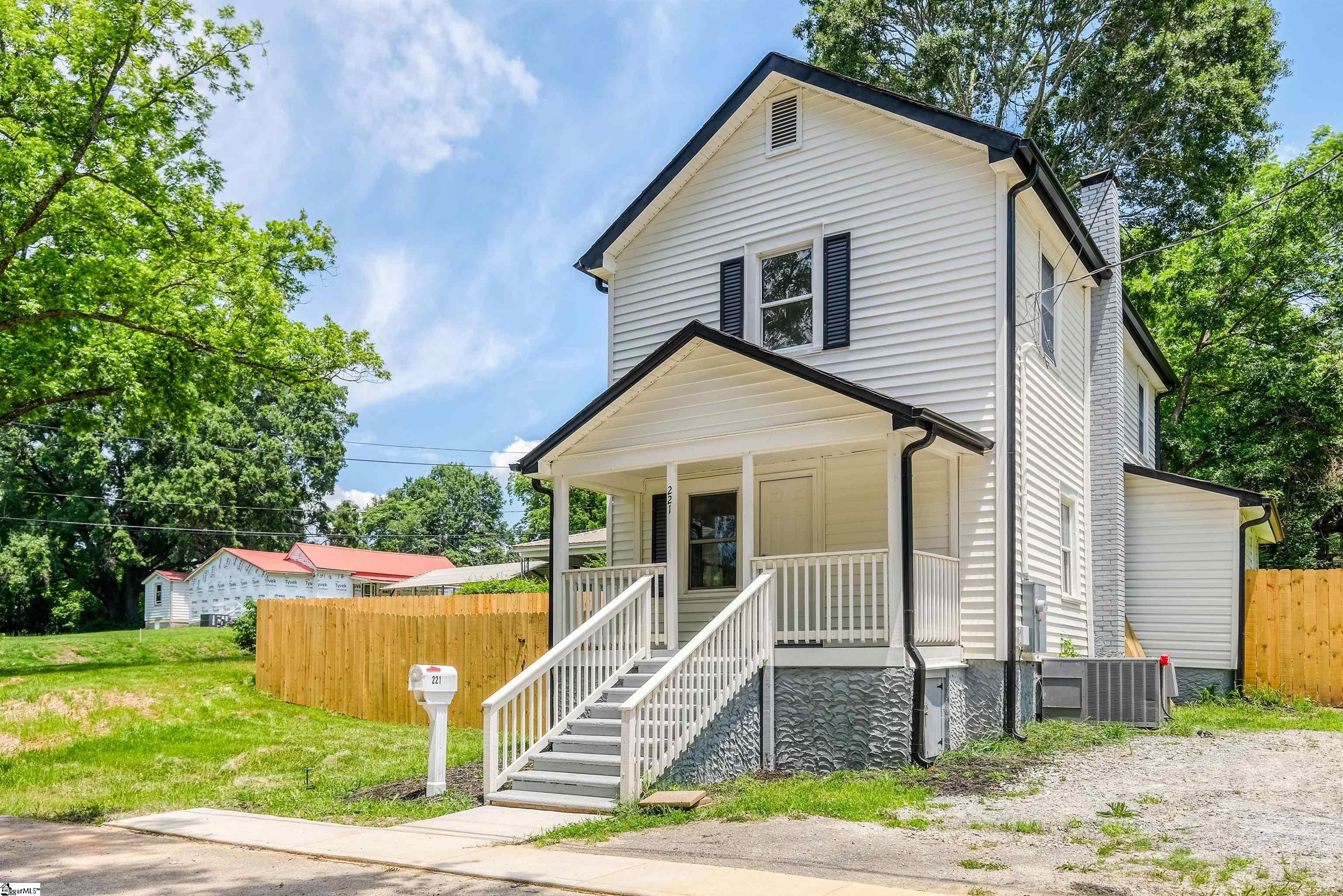 311 Bullington Street, Woodruff SC 29388