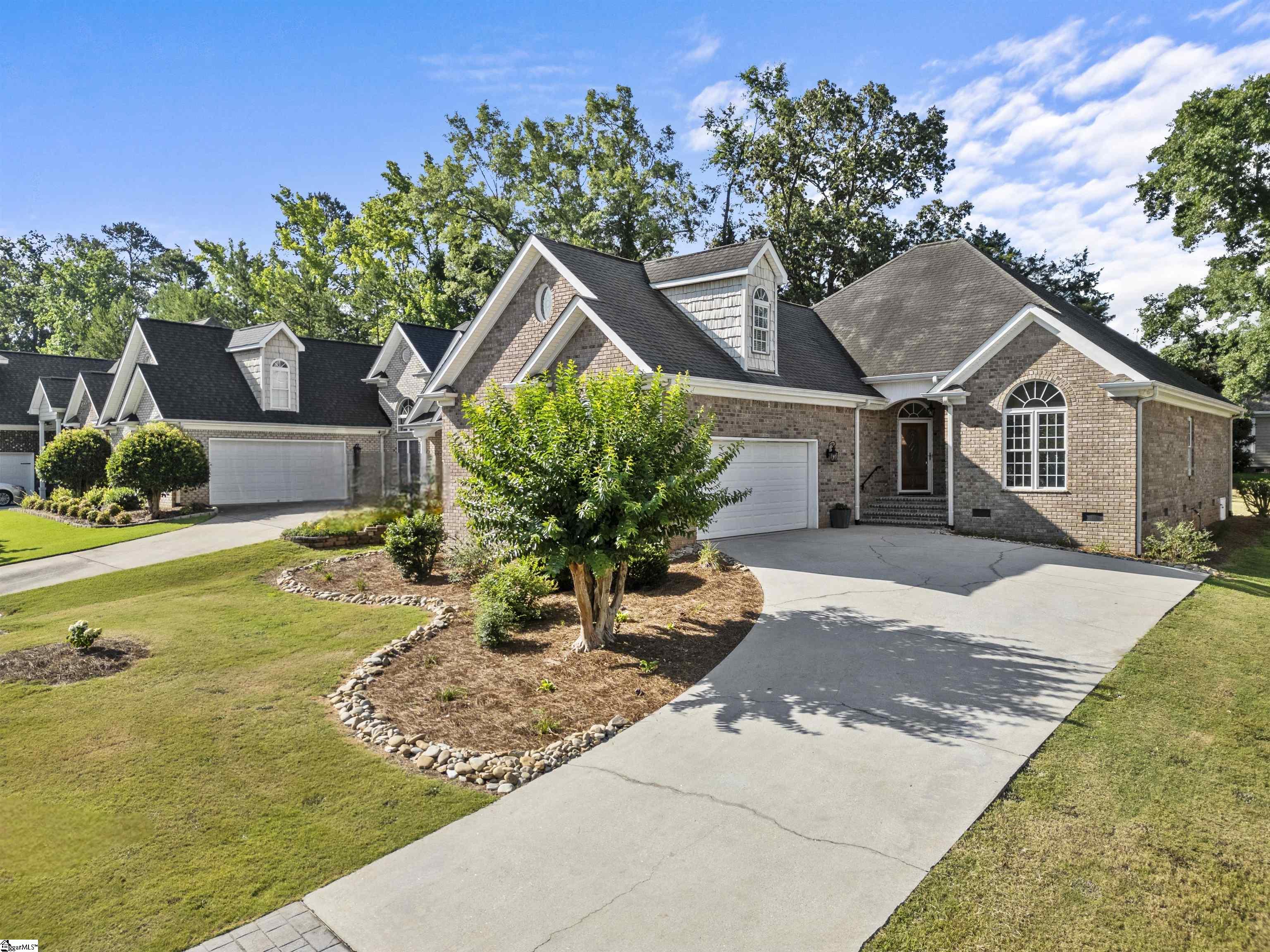 102 Courtyard Drive, Anderson SC 29621