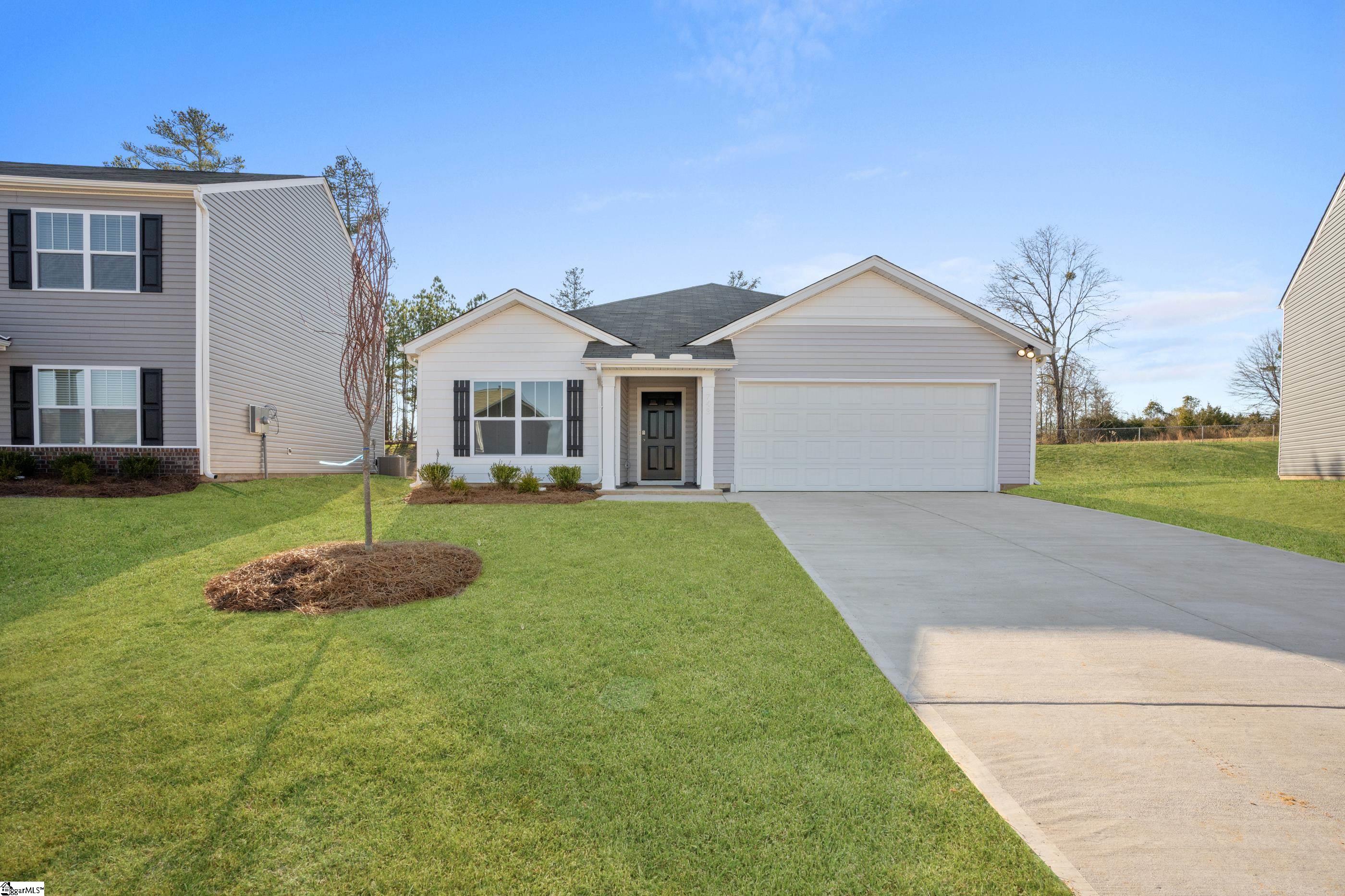 844 Wolverine Lane, Woodruff SC 29388
