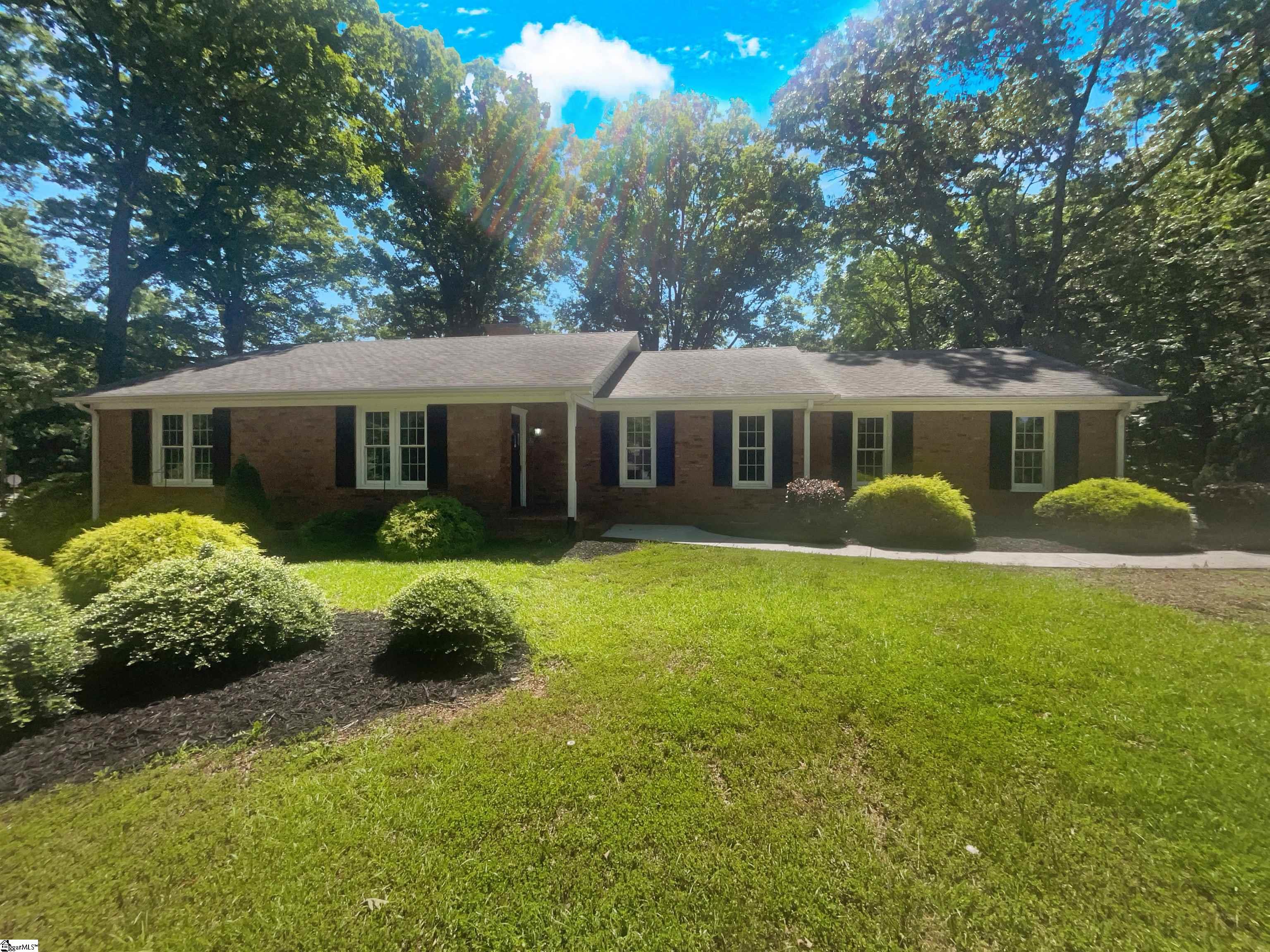 101 Hedgewood Court, Greer SC 29650